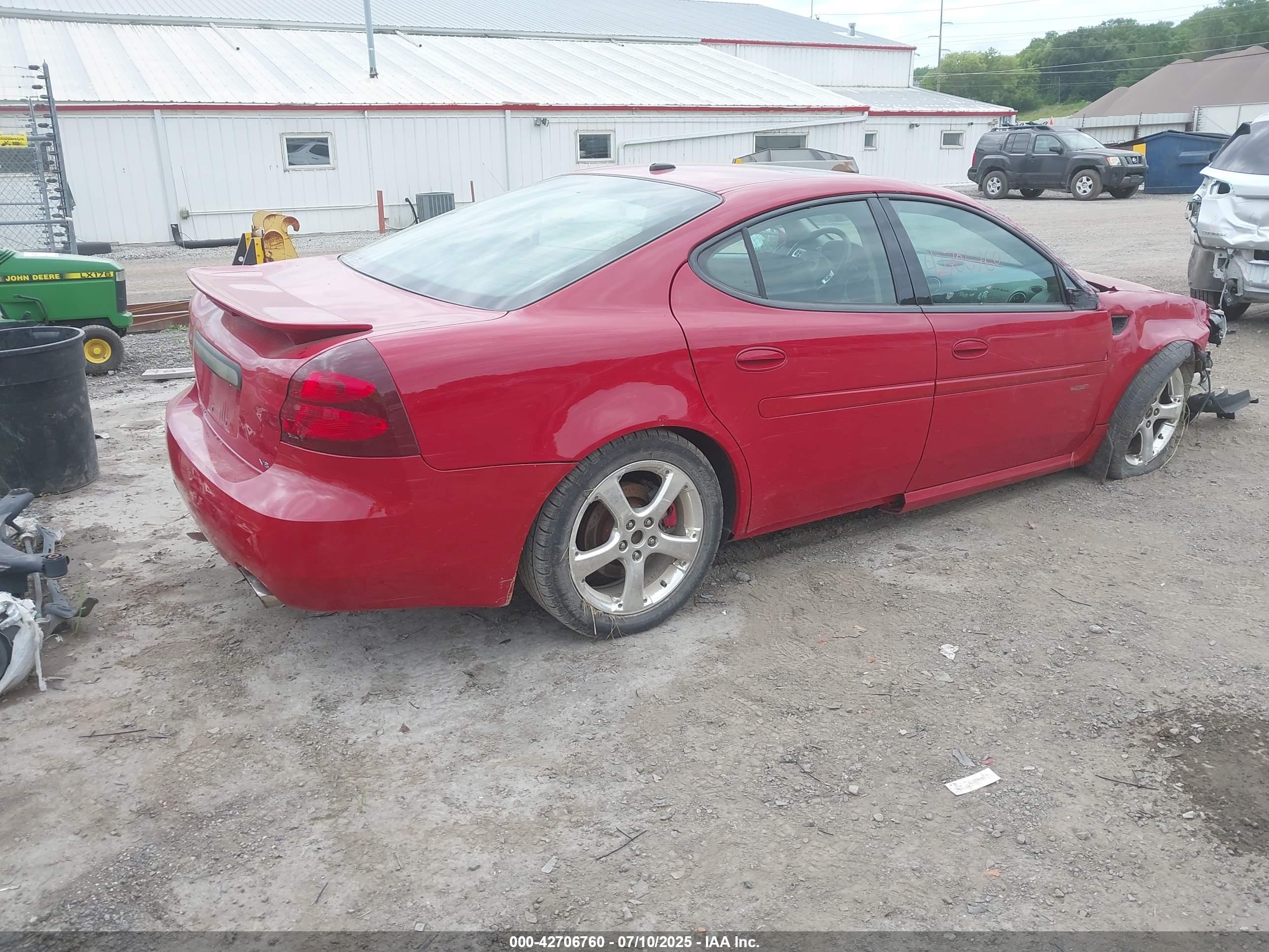 PONTIAC GRAND image 4