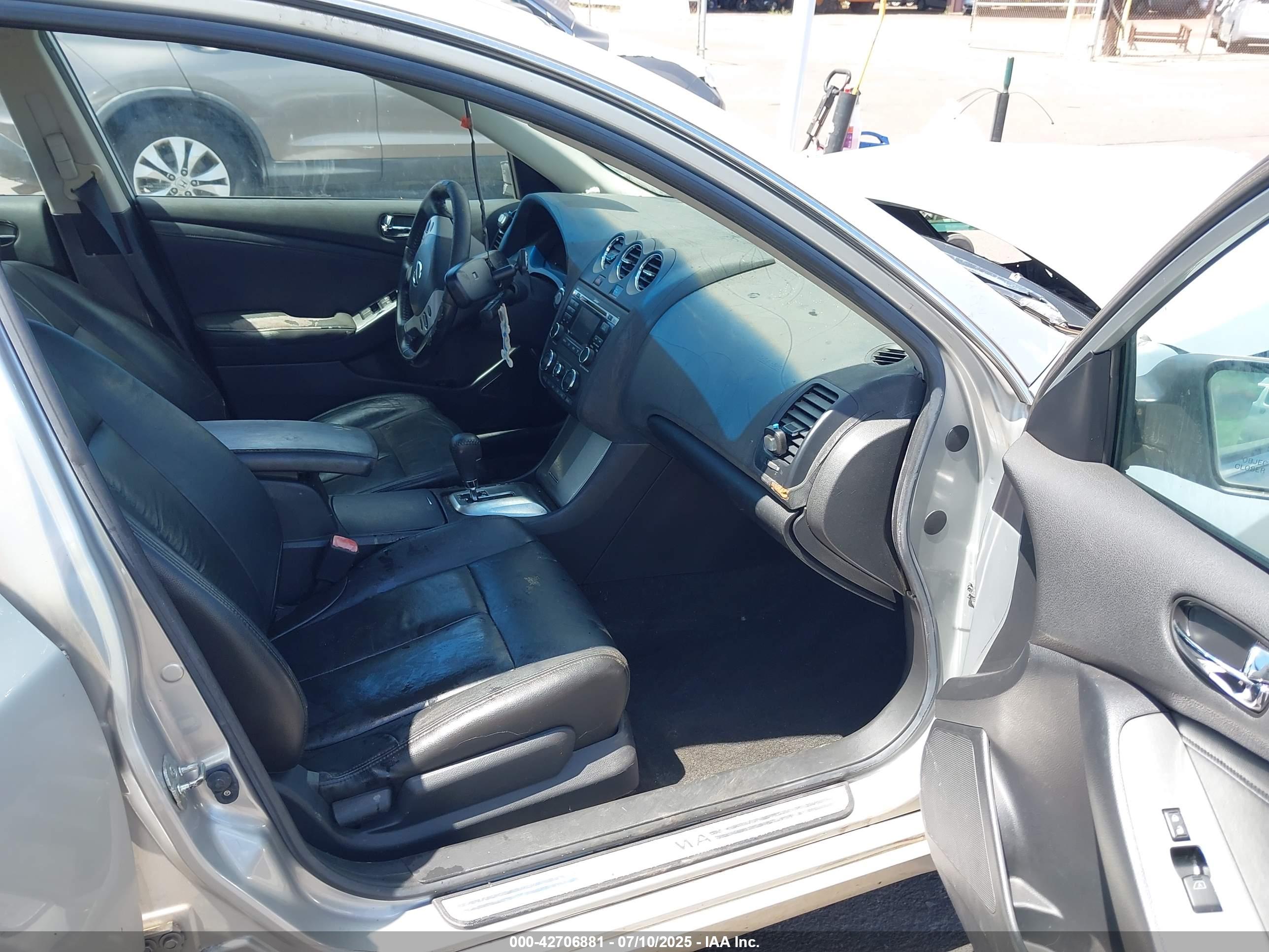 NISSAN ALTIMA image 5