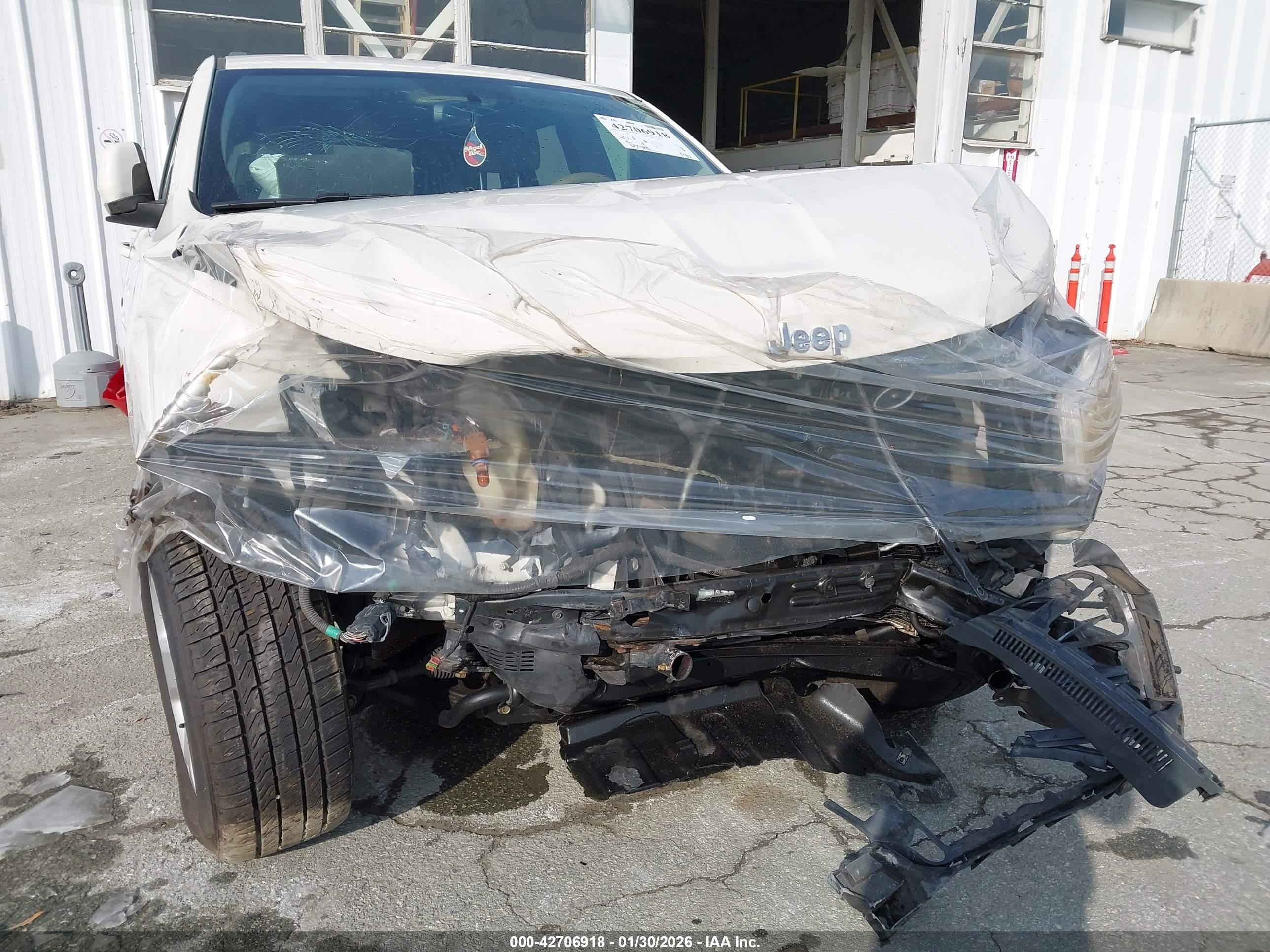 JEEP GRAND image 6
