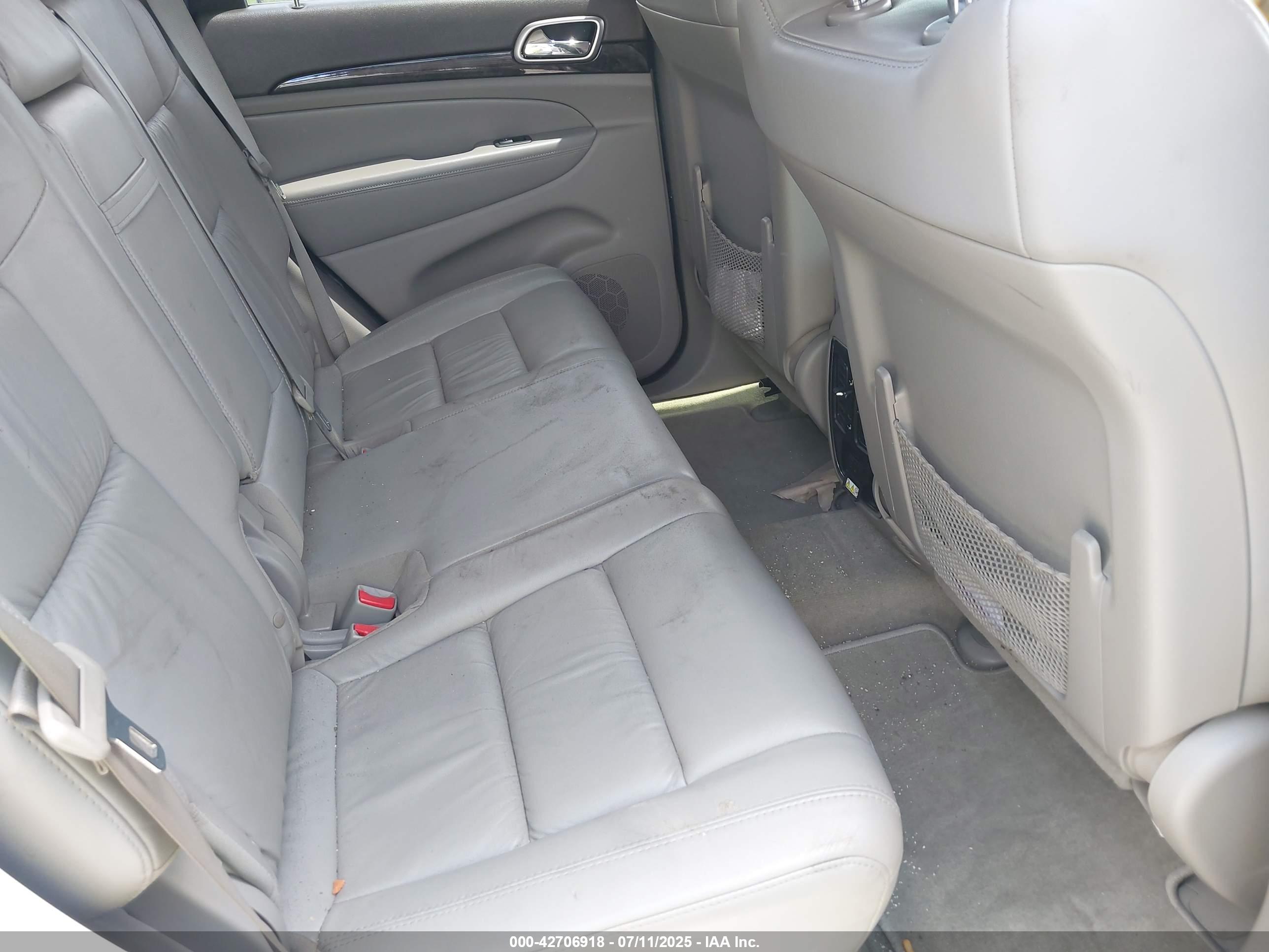 JEEP GRAND image 8