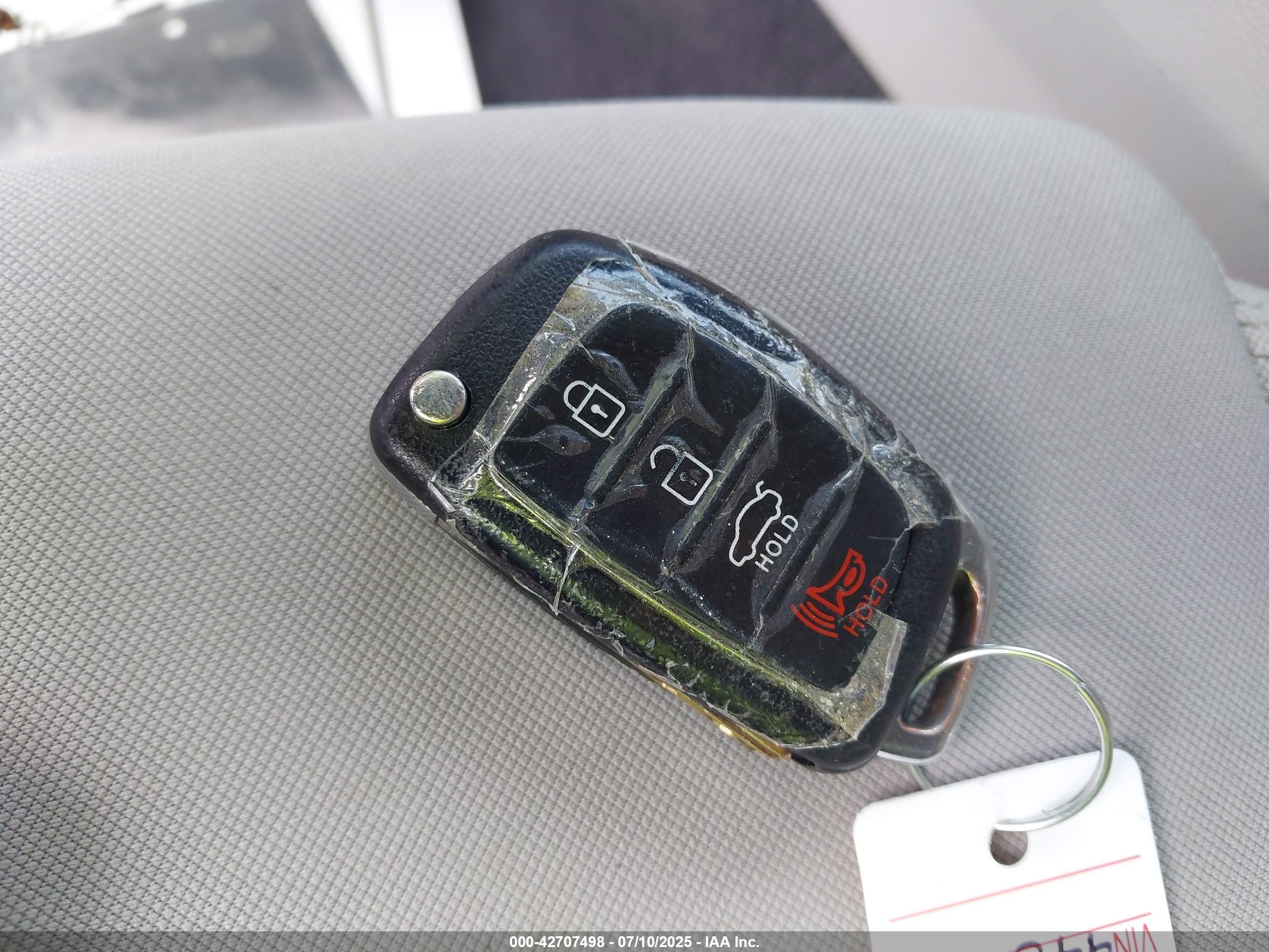 HYUNDAI SONATA image 11