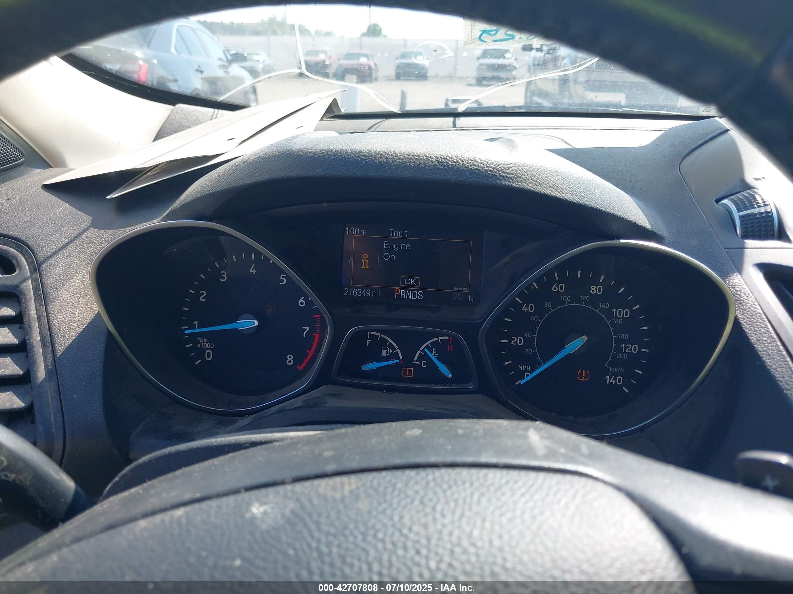 FORD ESCAPE image 7