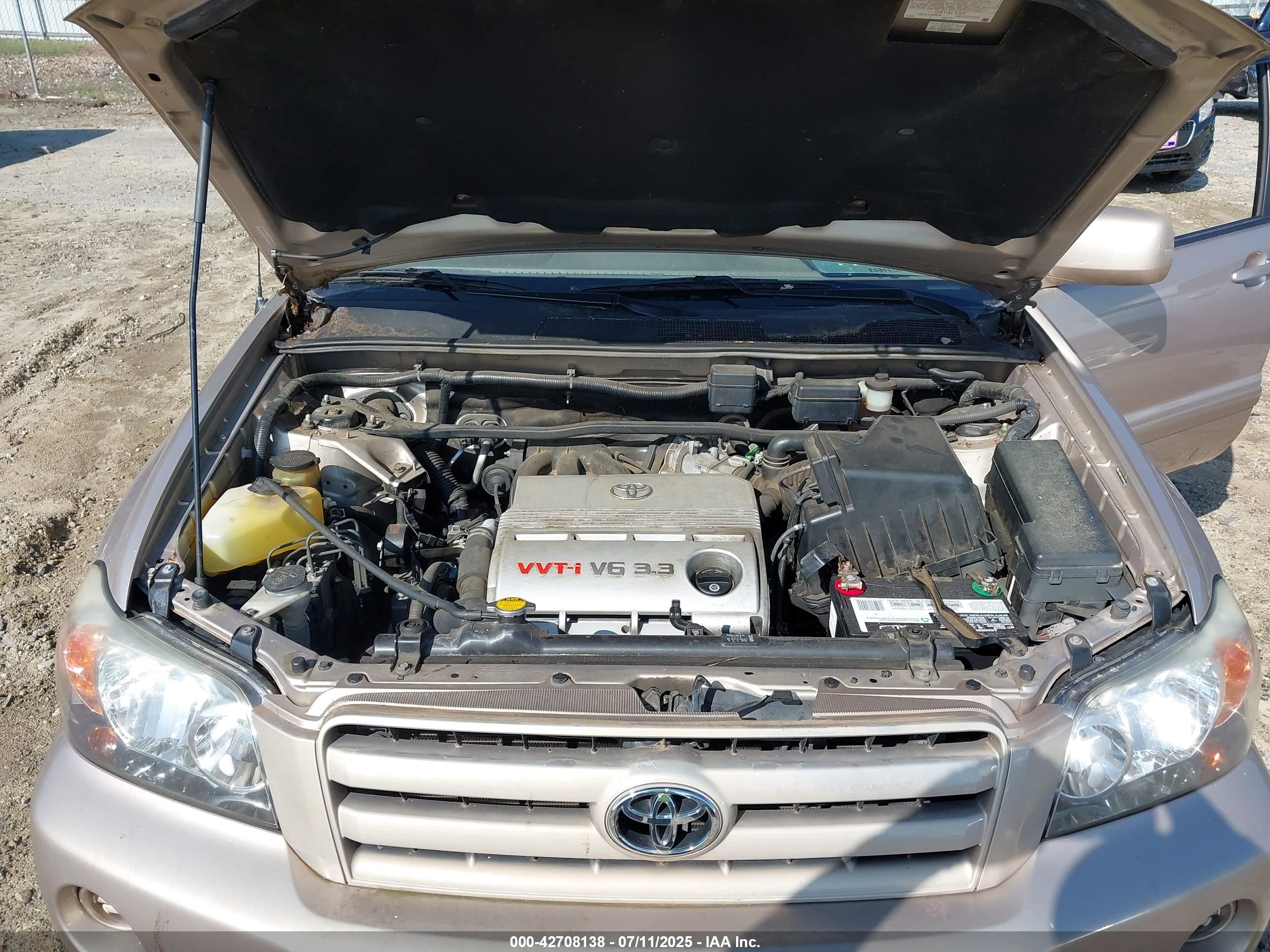 TOYOTA HIGHLANDER image 10
