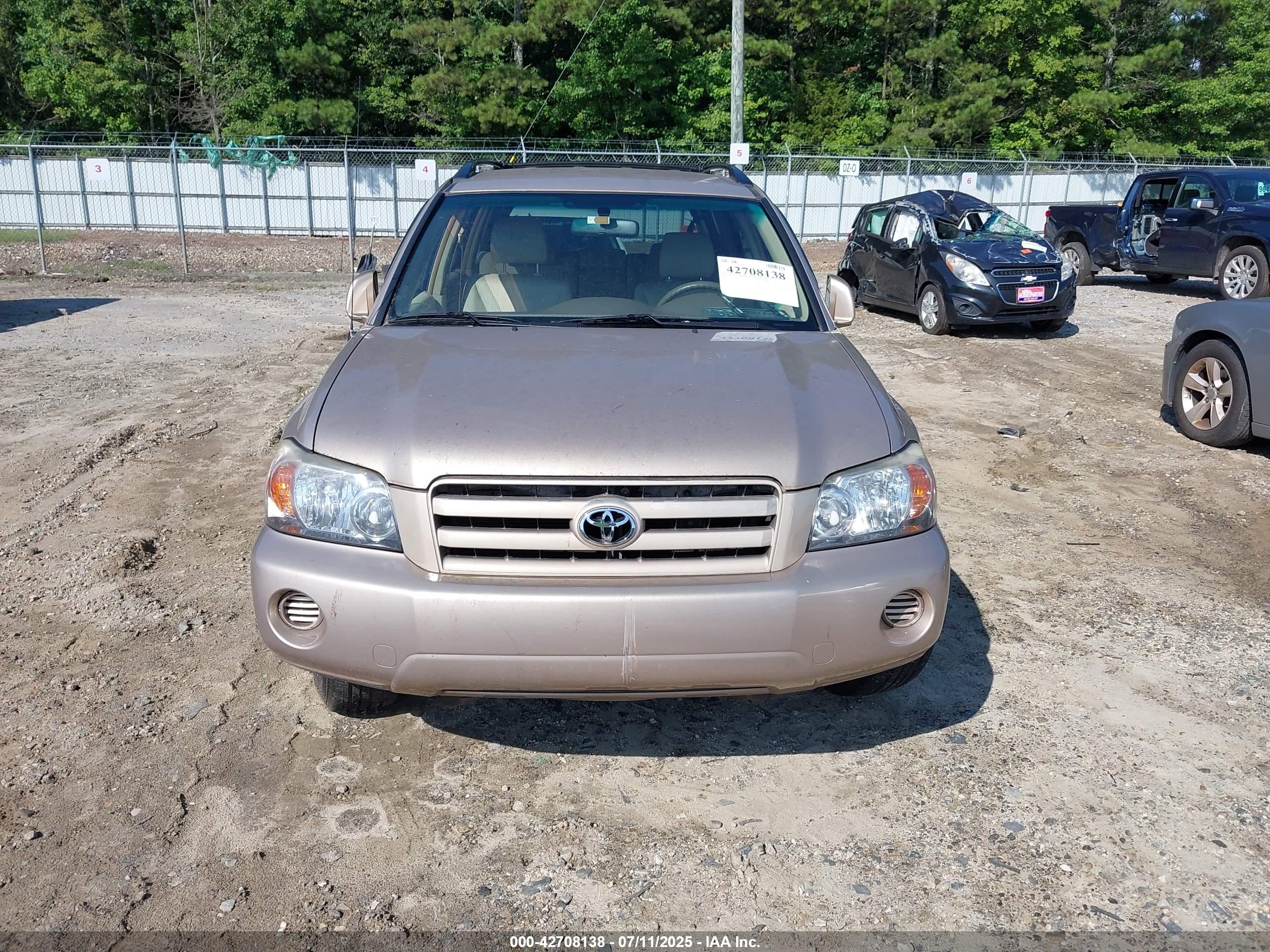 TOYOTA HIGHLANDER image 6