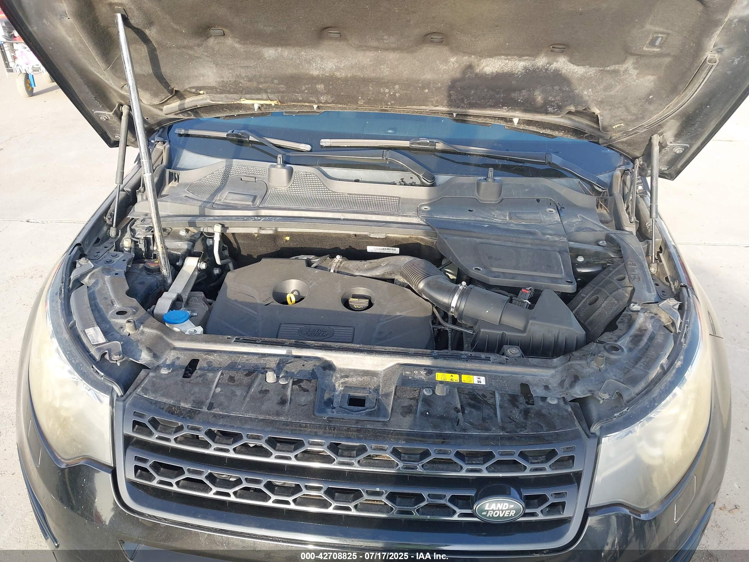 LAND ROVER image 10