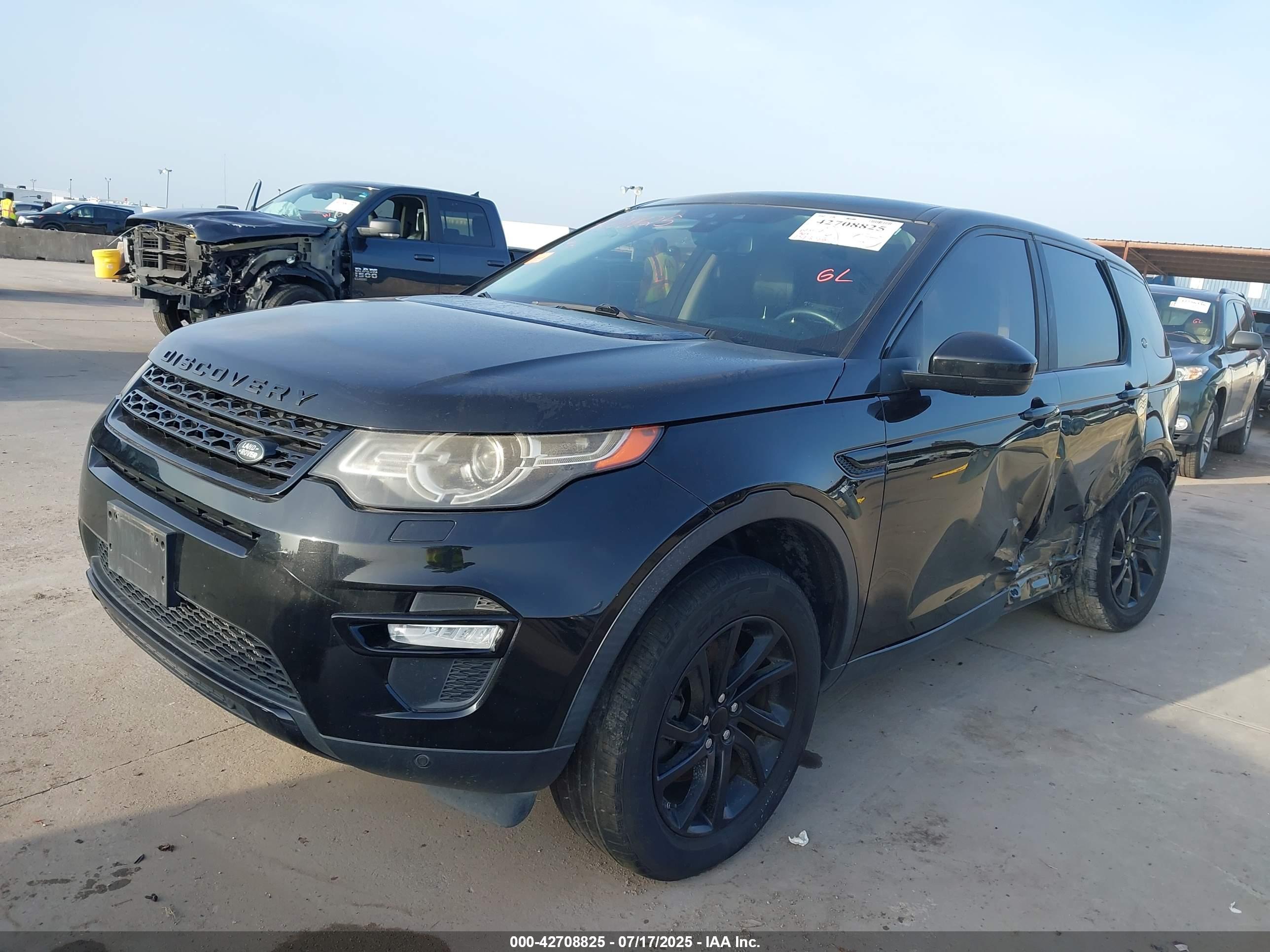 LAND ROVER image 2