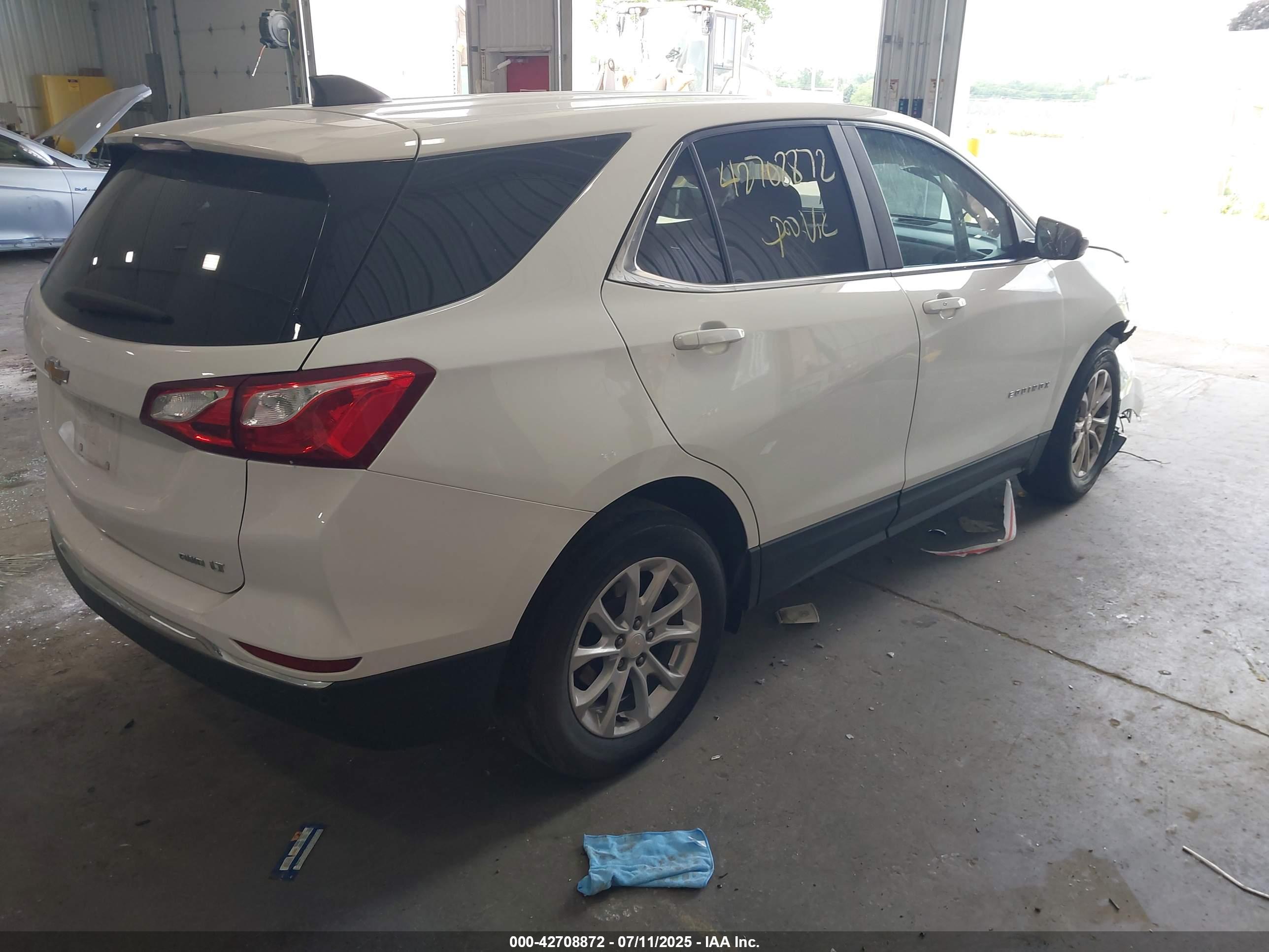 CHEVROLET EQUINOX image 4
