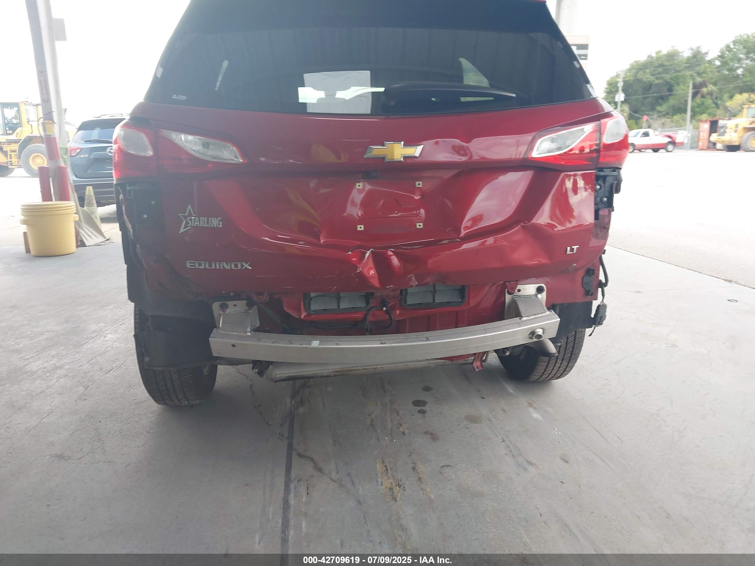 CHEVROLET EQUINOX image 6
