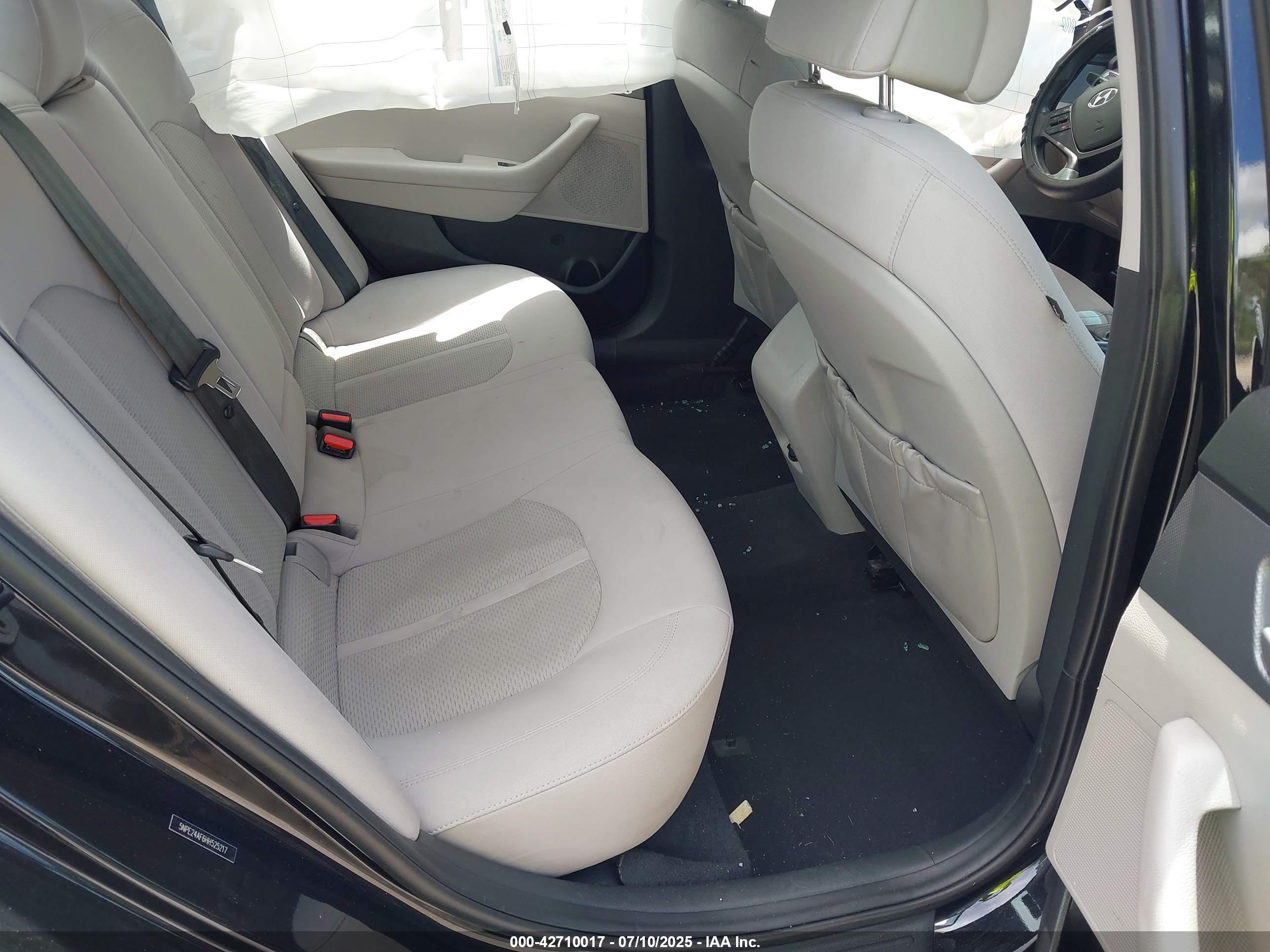 HYUNDAI SONATA image 8