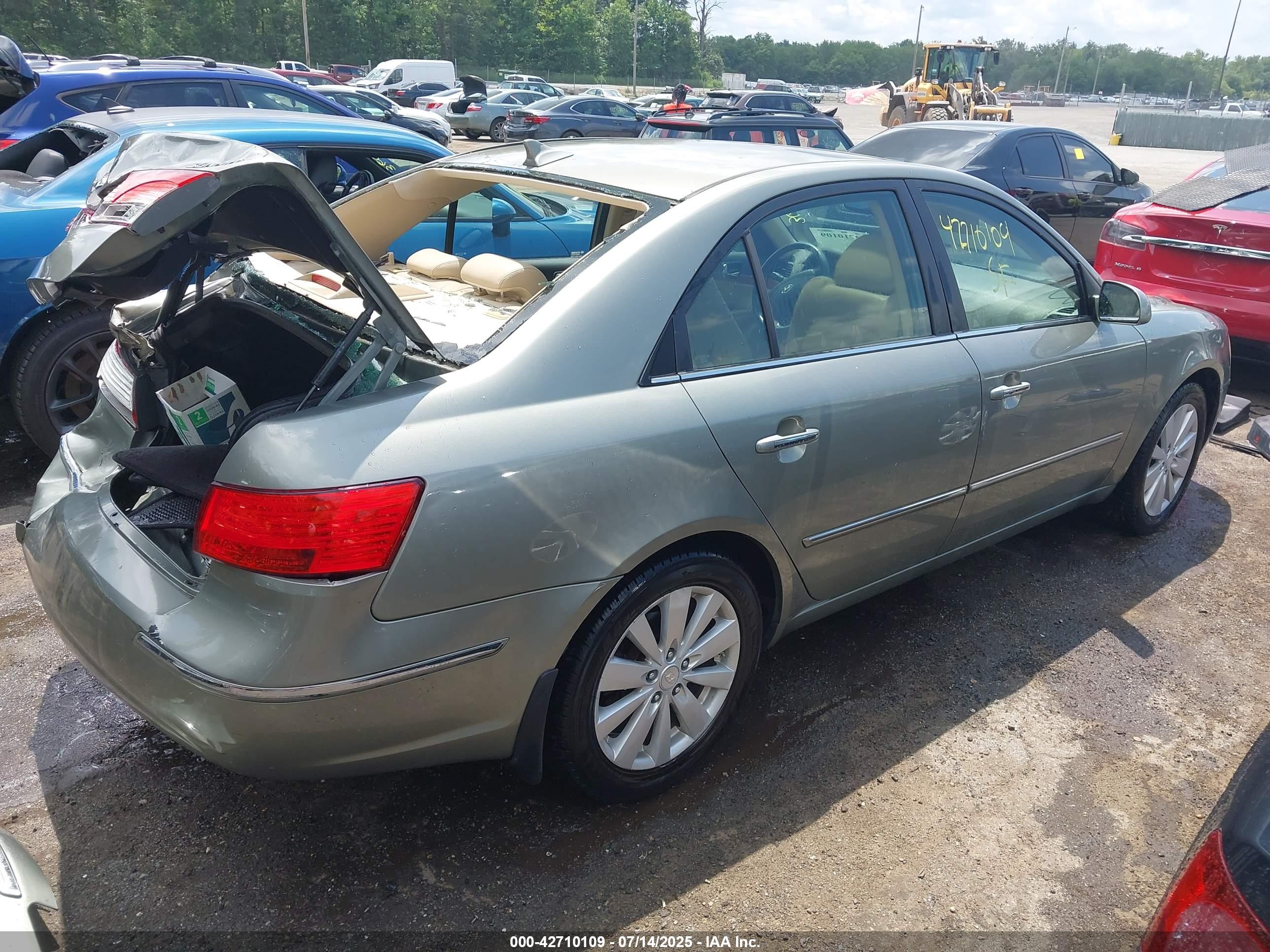 HYUNDAI SONATA image 4