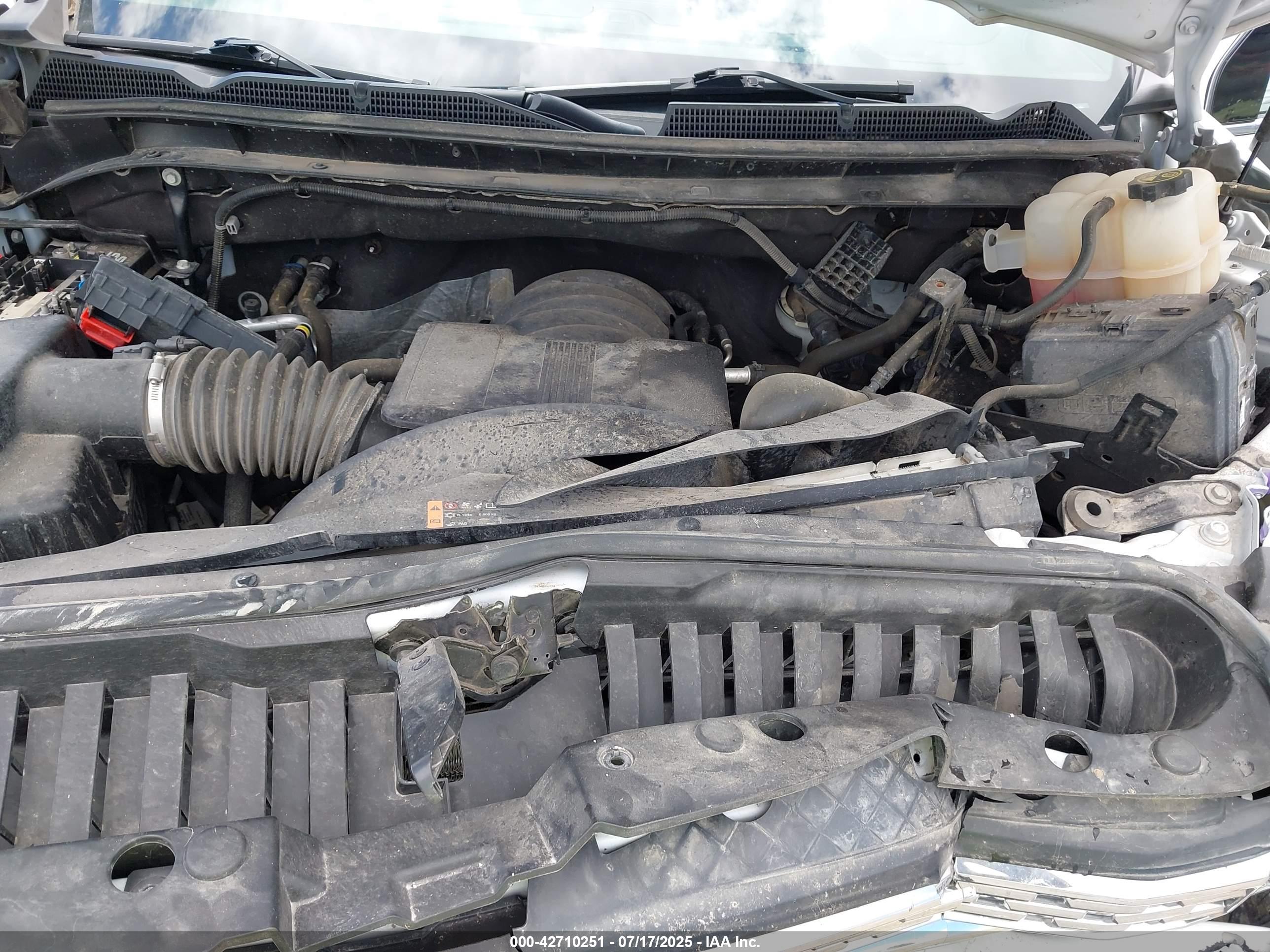 GMC SIERRA image 10
