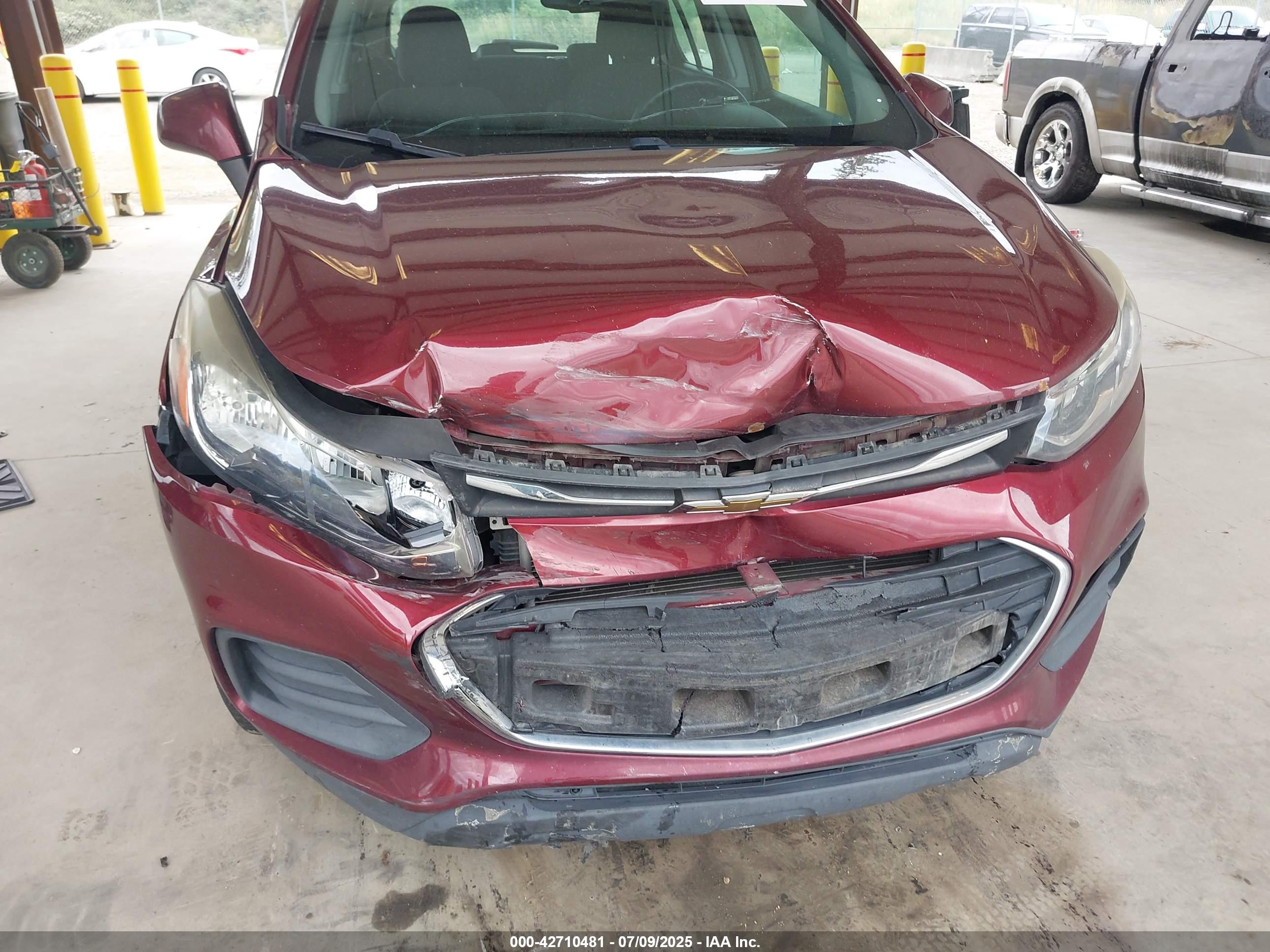 CHEVROLET TRAX image 6