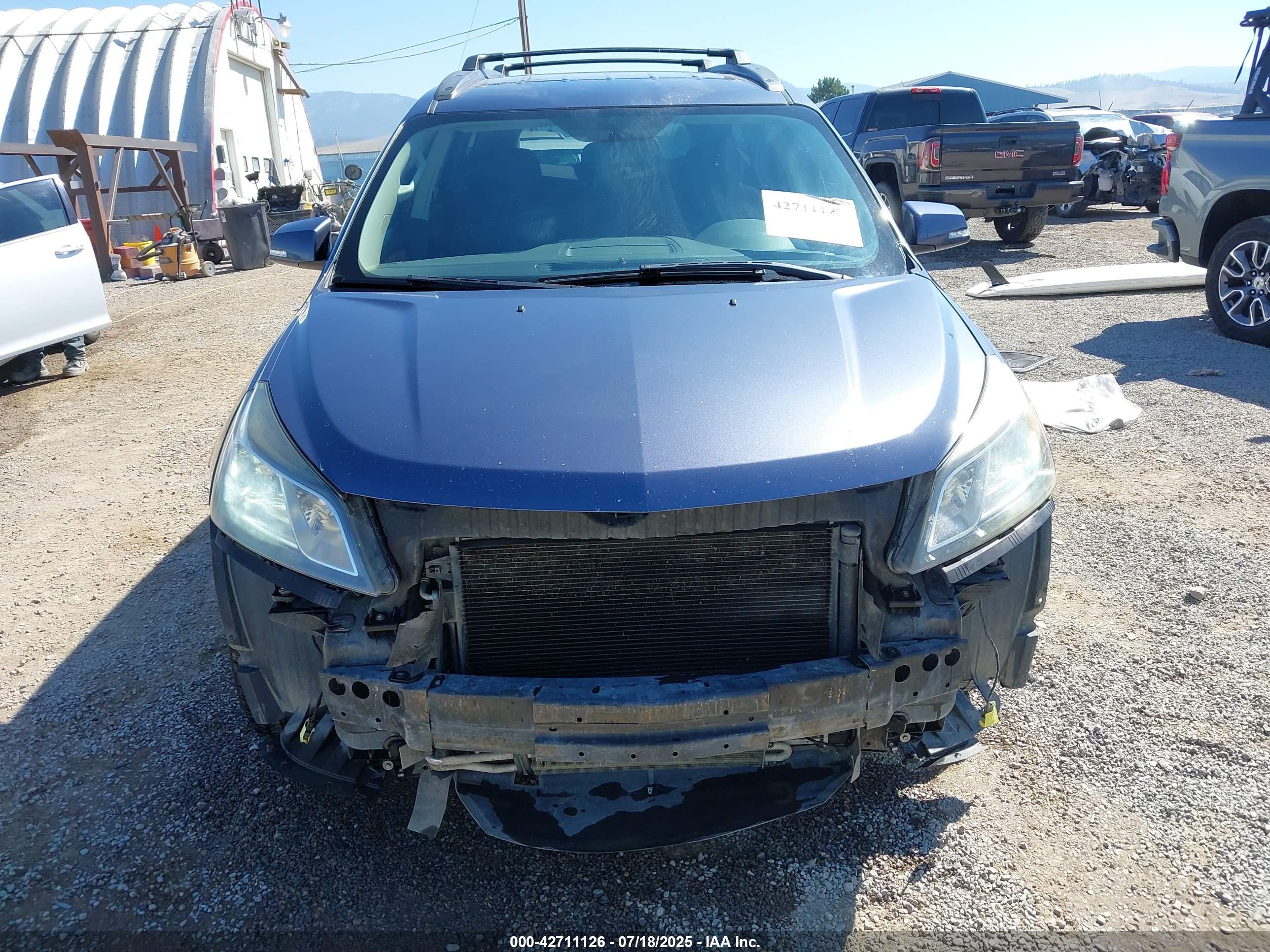 CHEVROLET TRAVERSE image 6