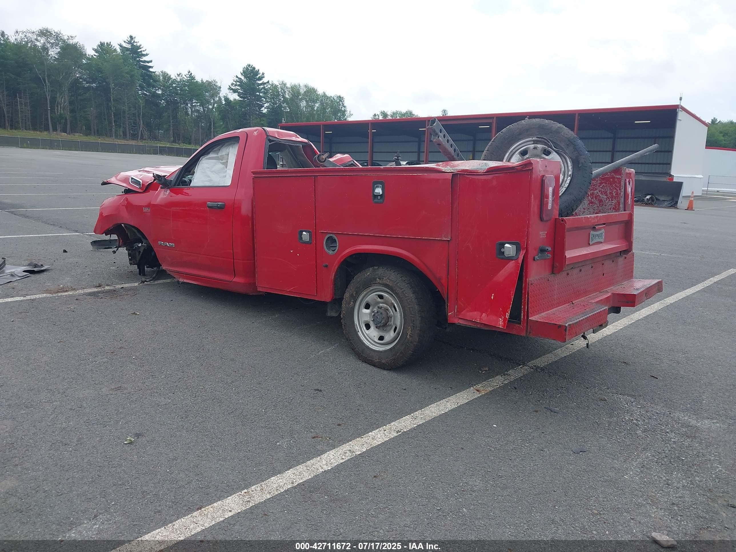 RAM 2500 image 3