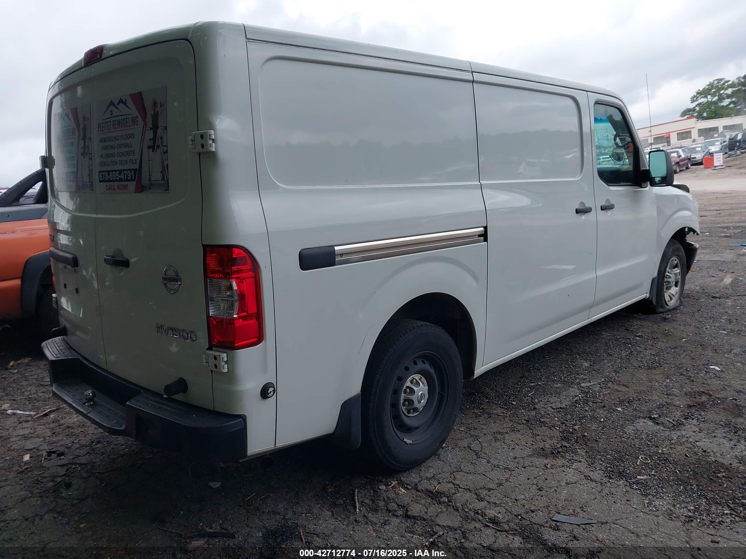 NISSAN NV image 4