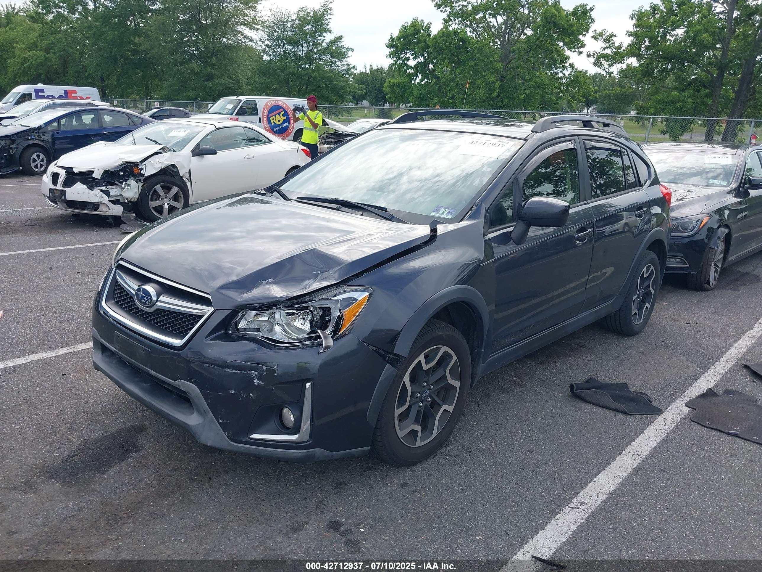 SUBARU CROSSTREK image 2