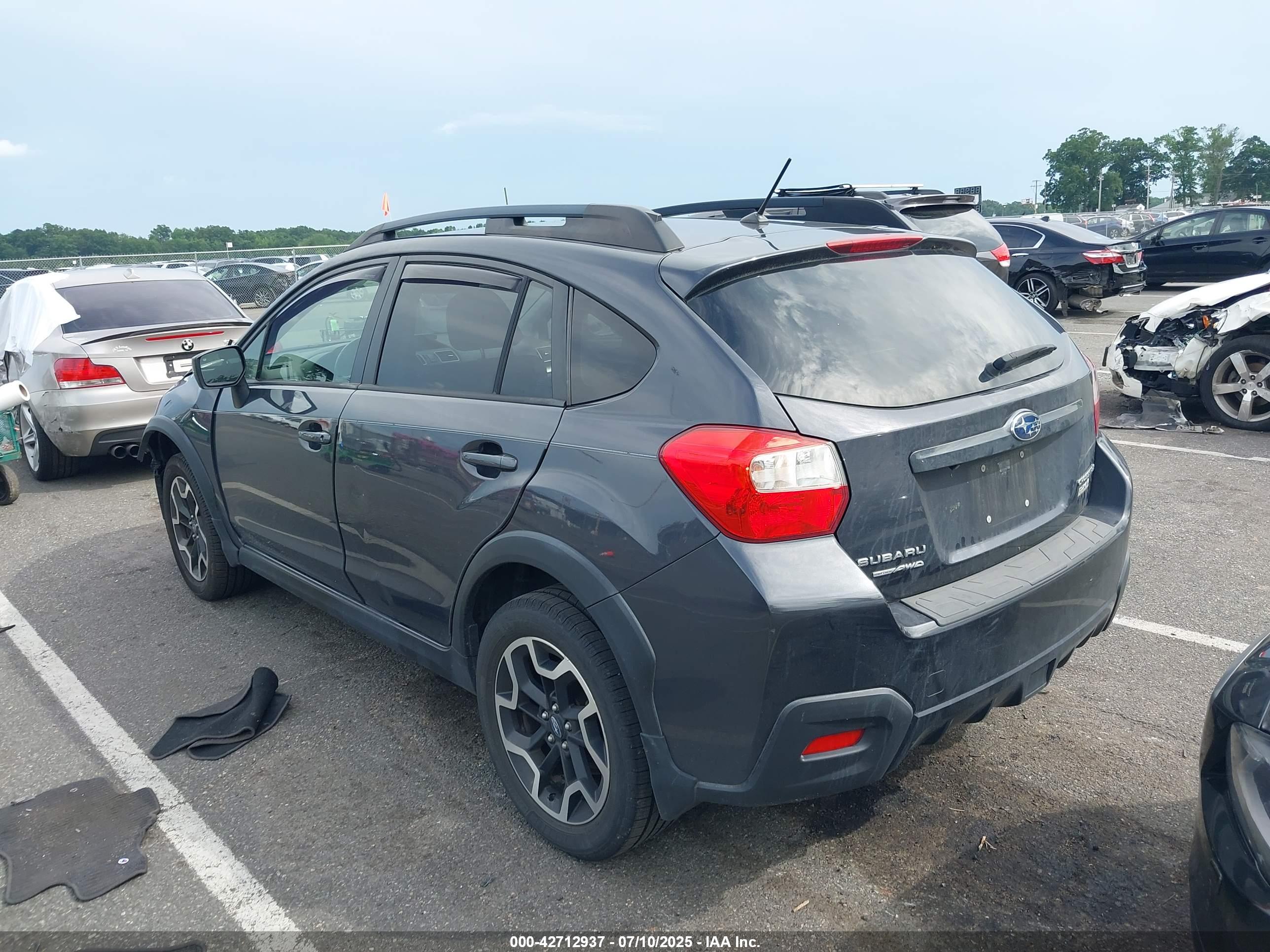 SUBARU CROSSTREK image 3