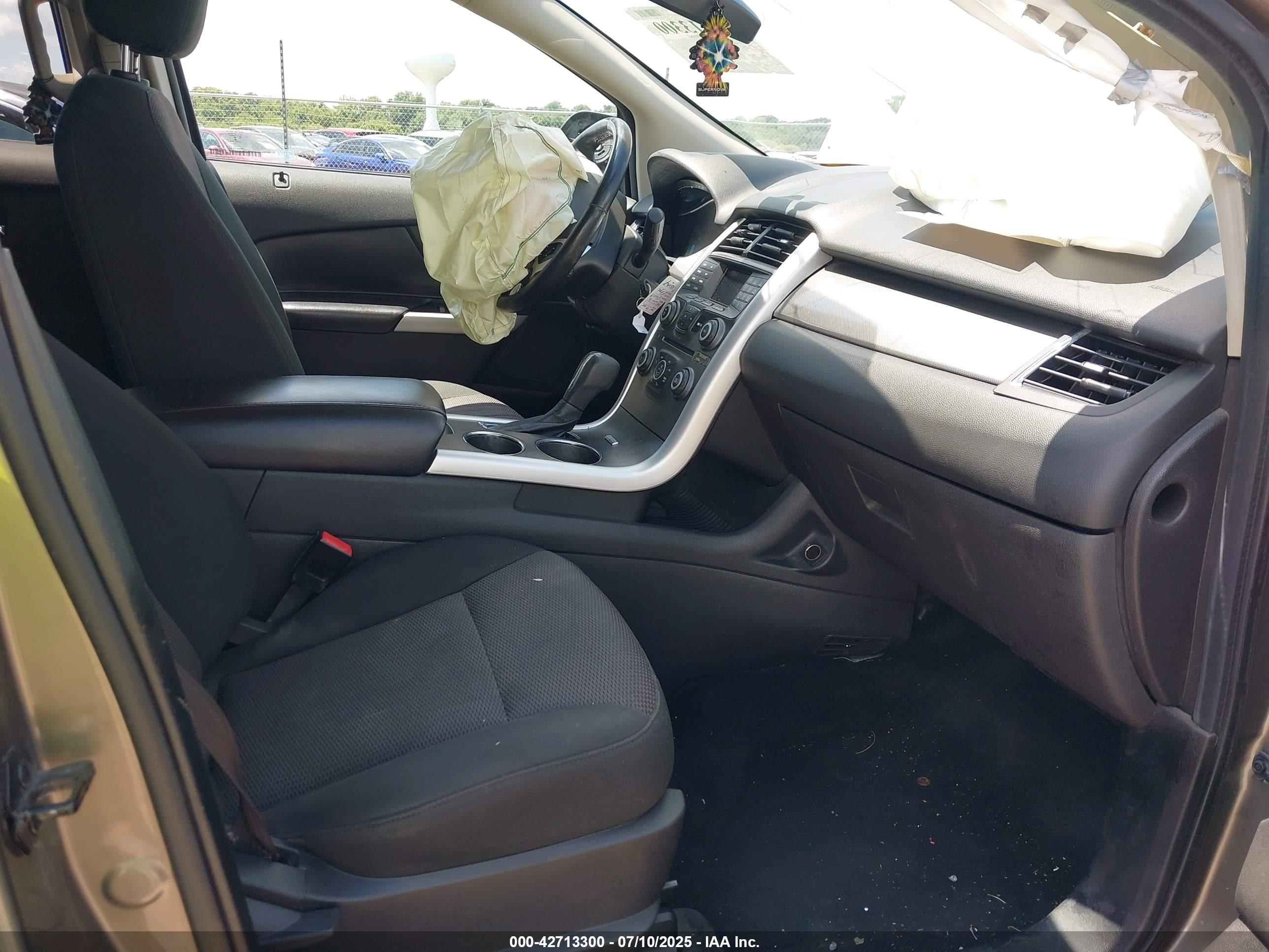 FORD EDGE image 5