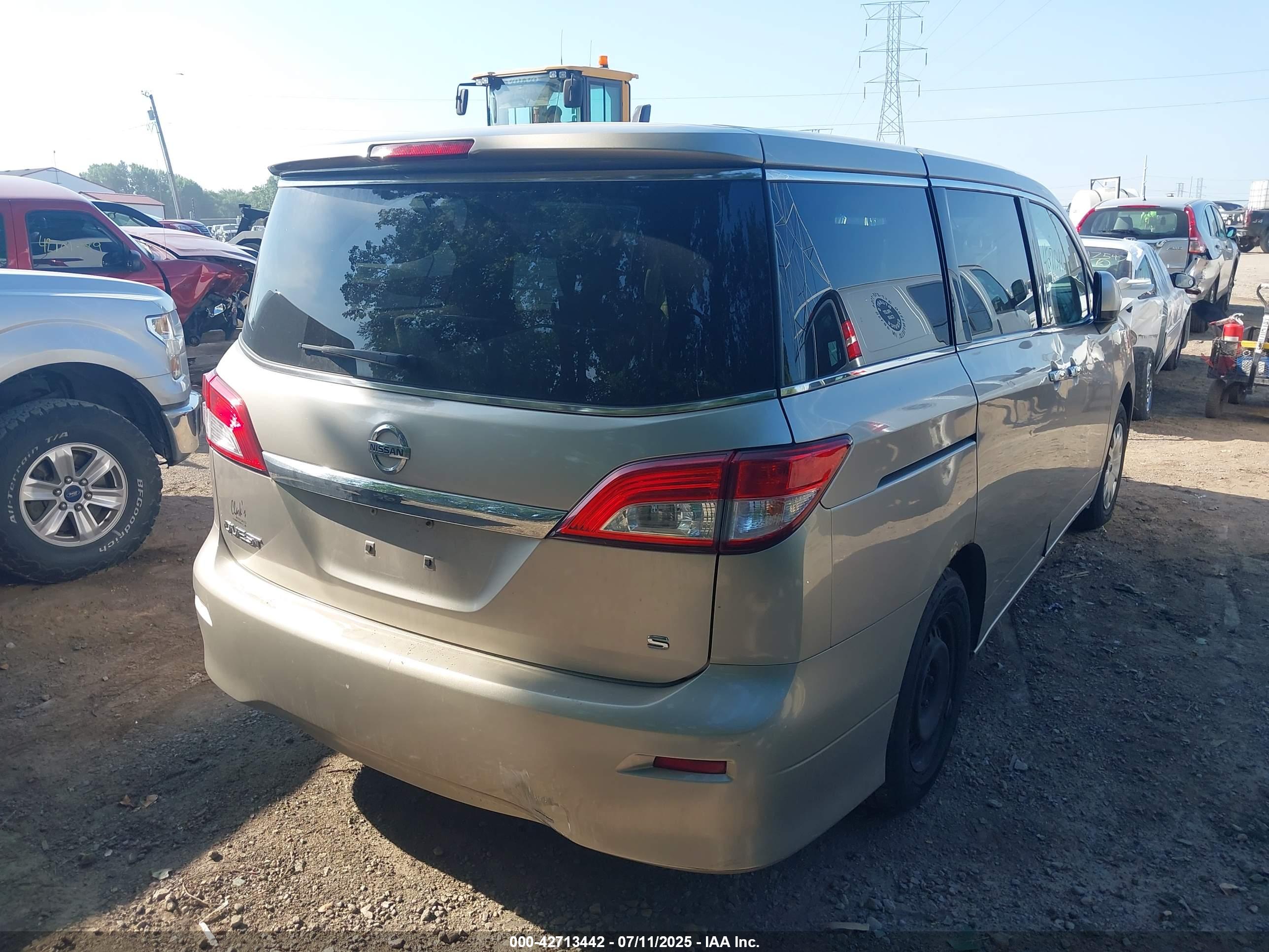 NISSAN QUEST image 4