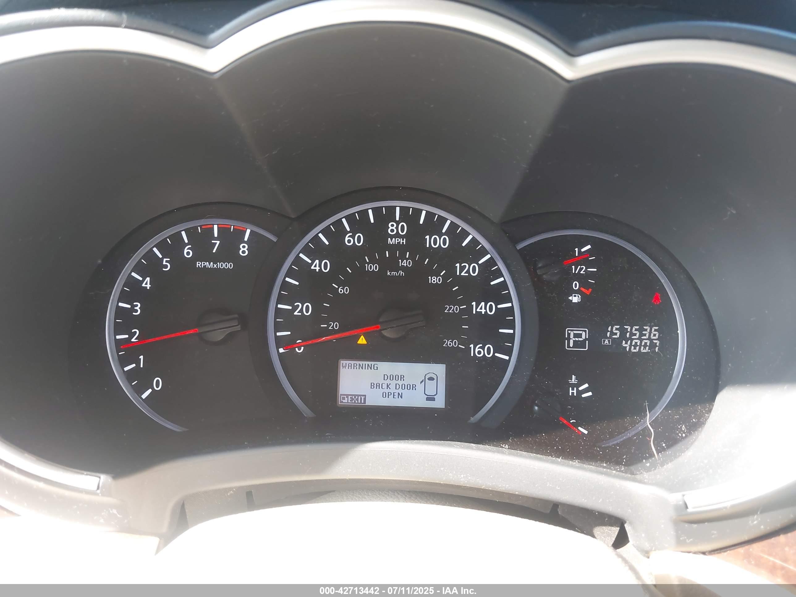 NISSAN QUEST image 7