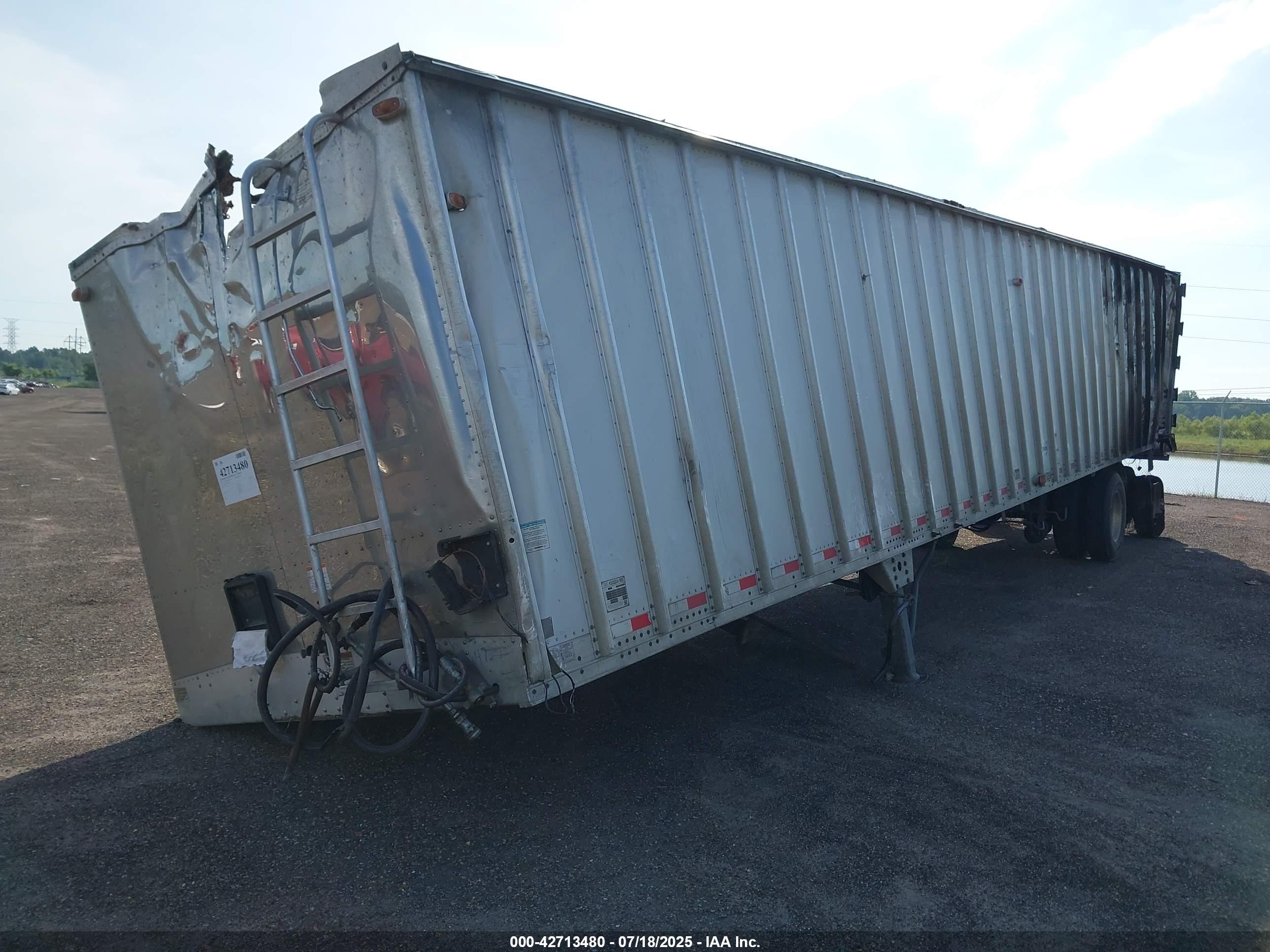 WESTERN TRAILERS image 2