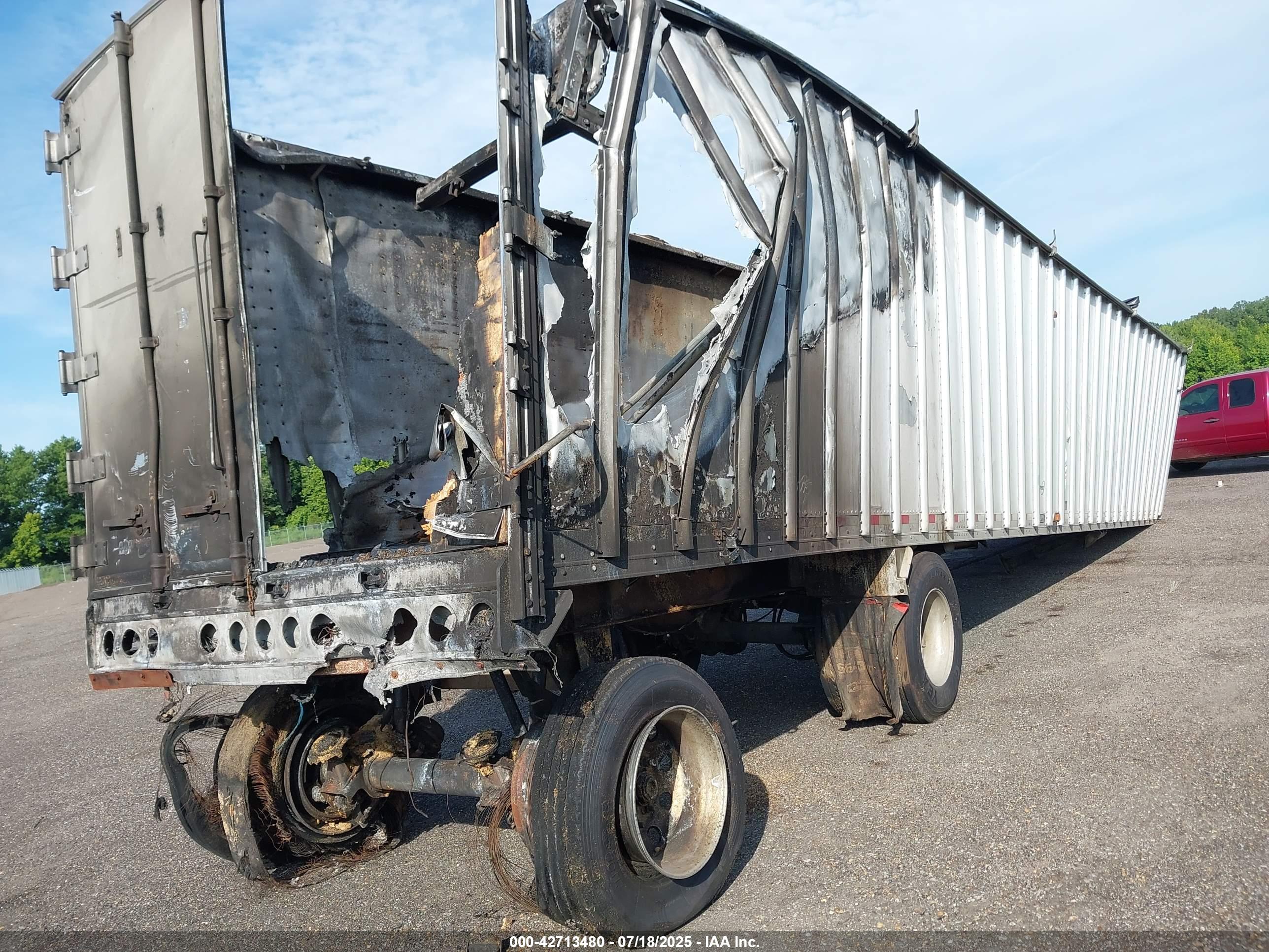 WESTERN TRAILERS image 4