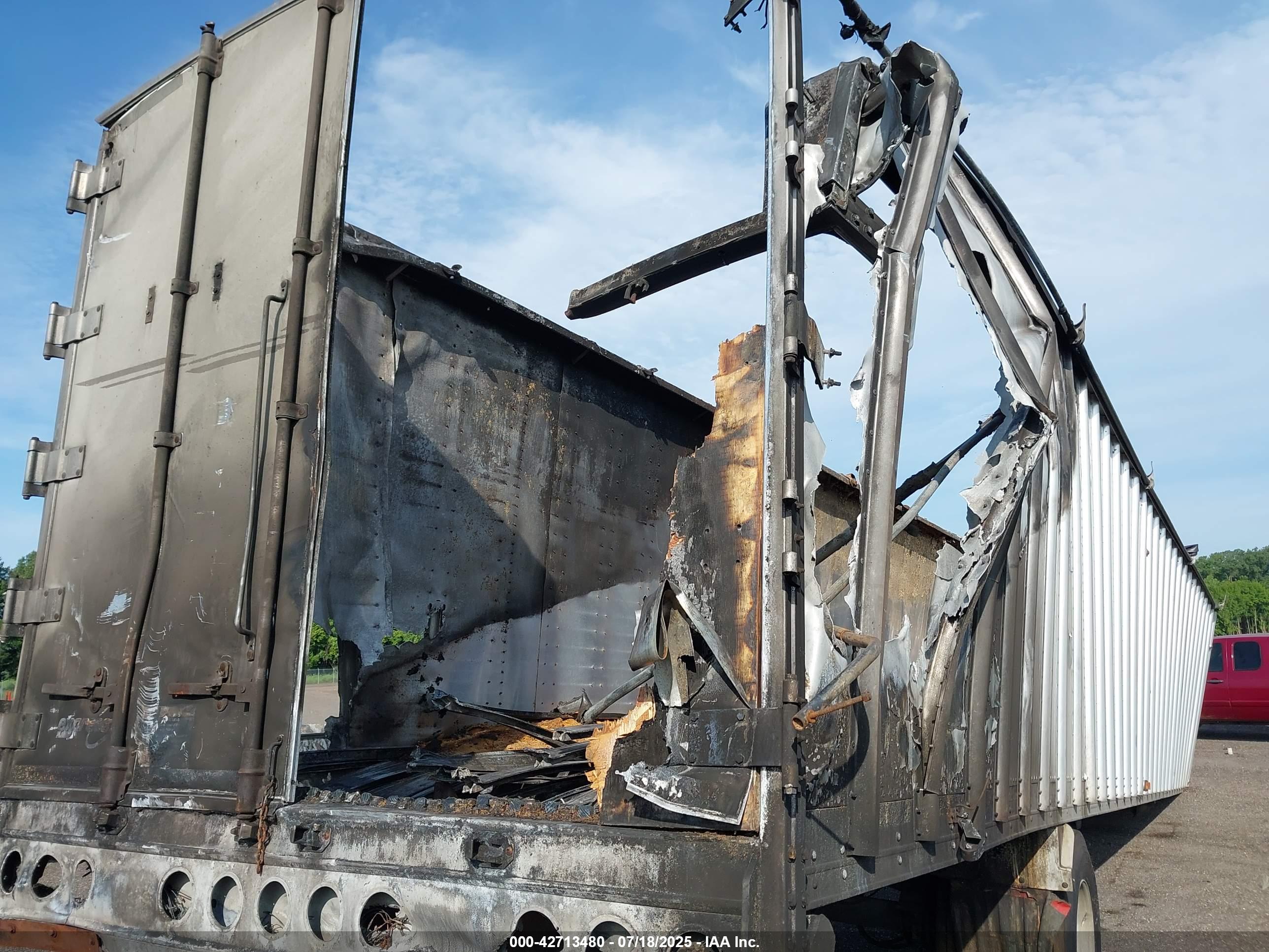 WESTERN TRAILERS image 6