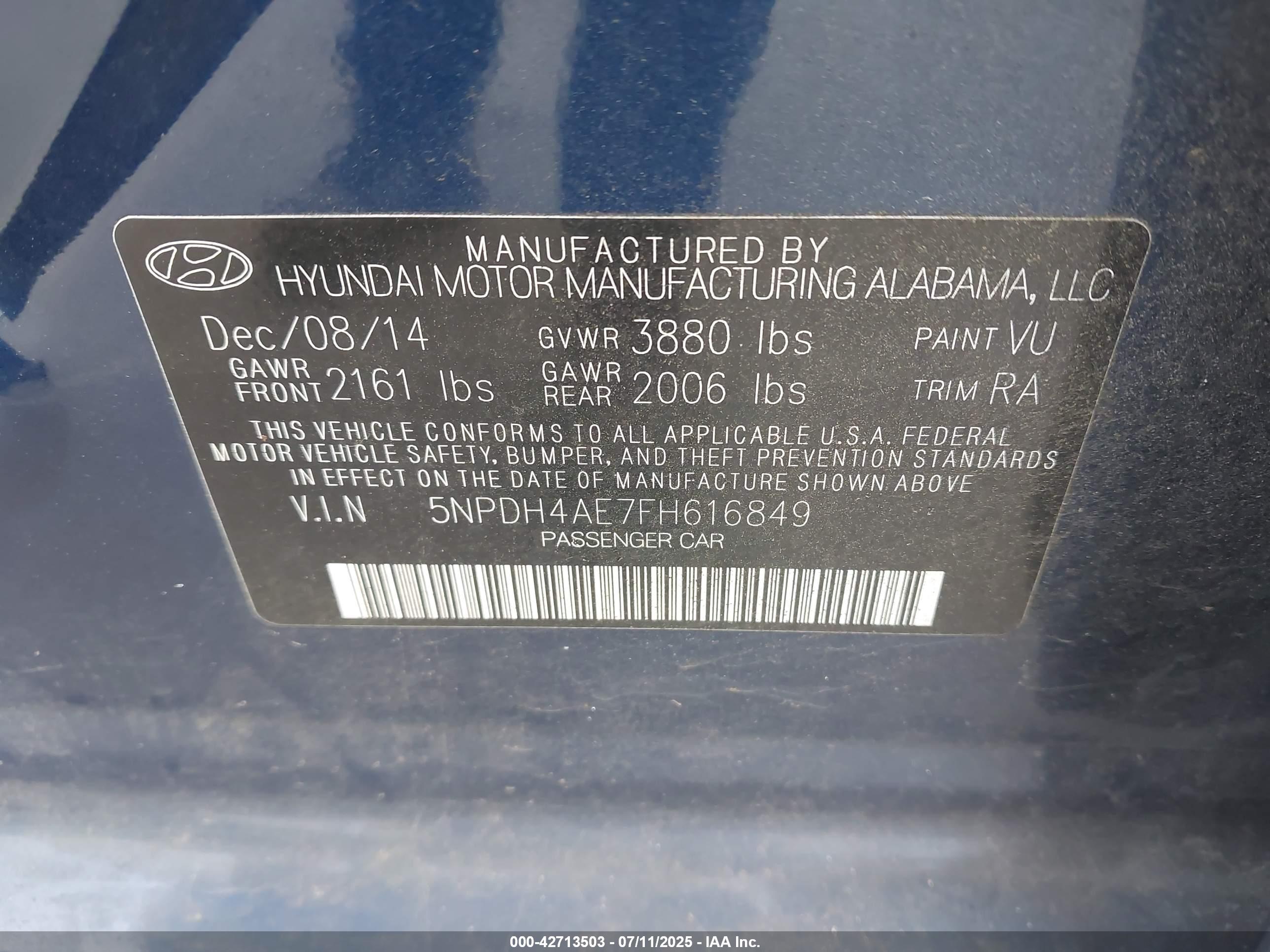 HYUNDAI ELANTRA image 9