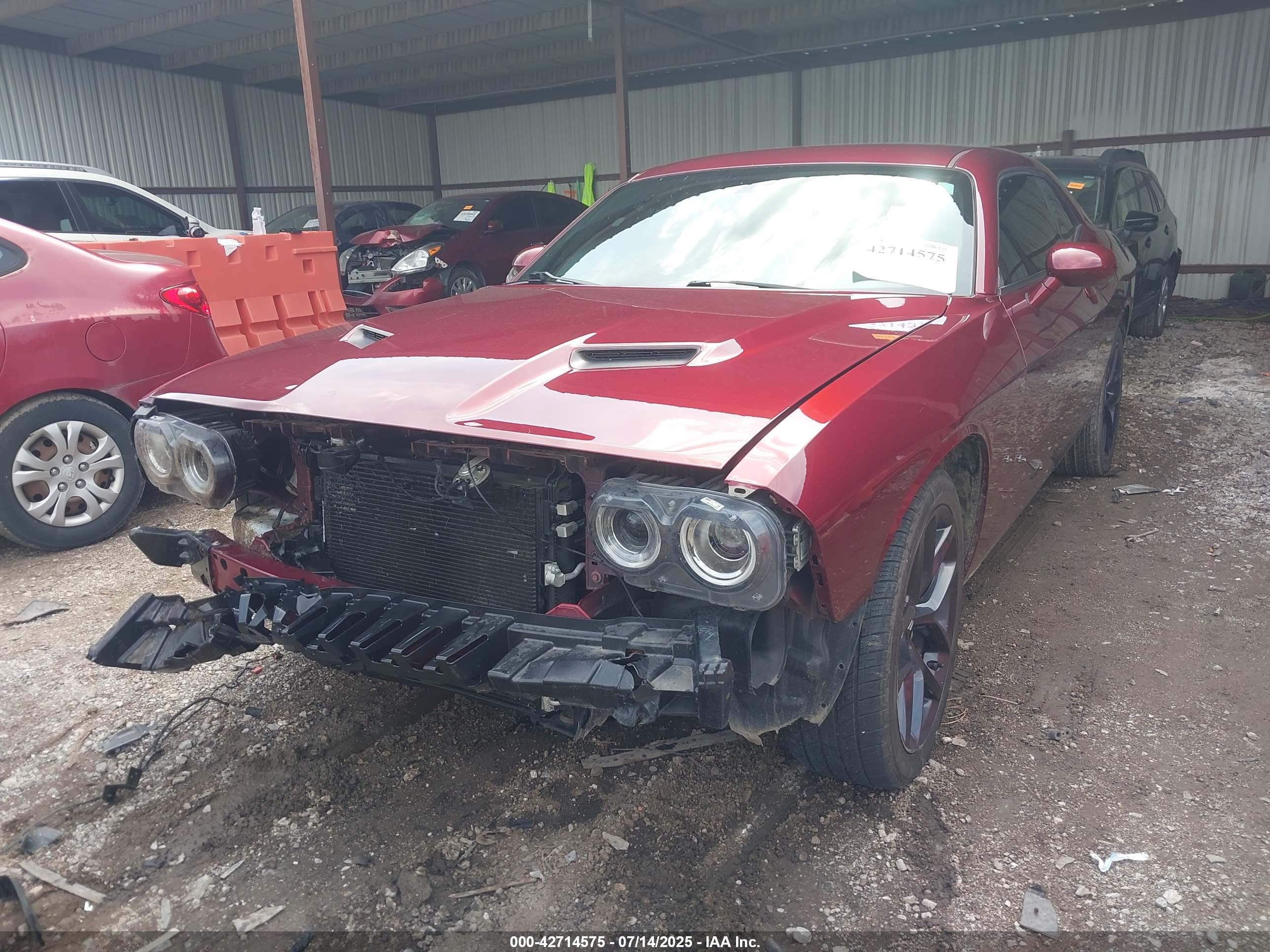 DODGE CHALLENGER image 2