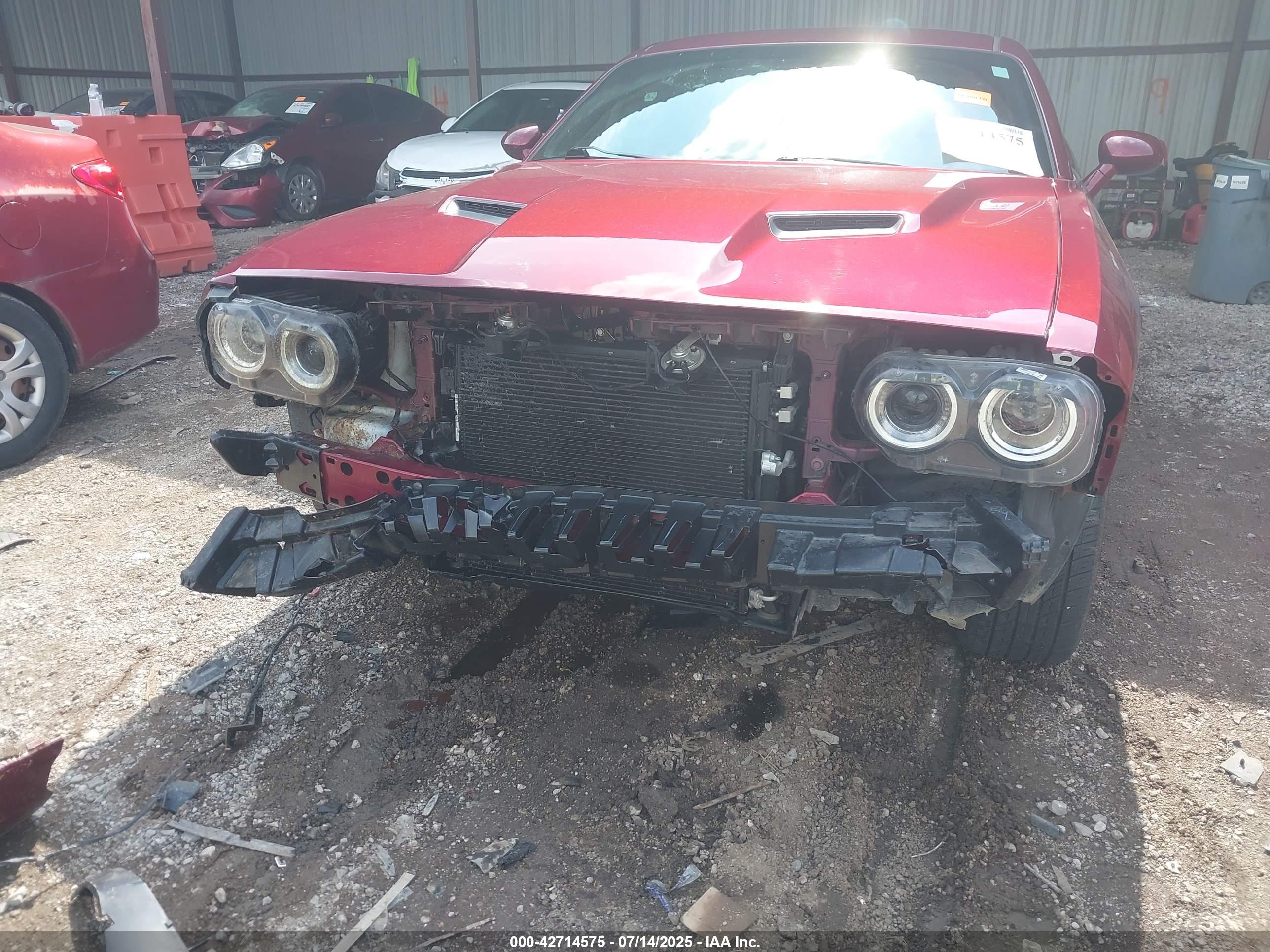 DODGE CHALLENGER image 6