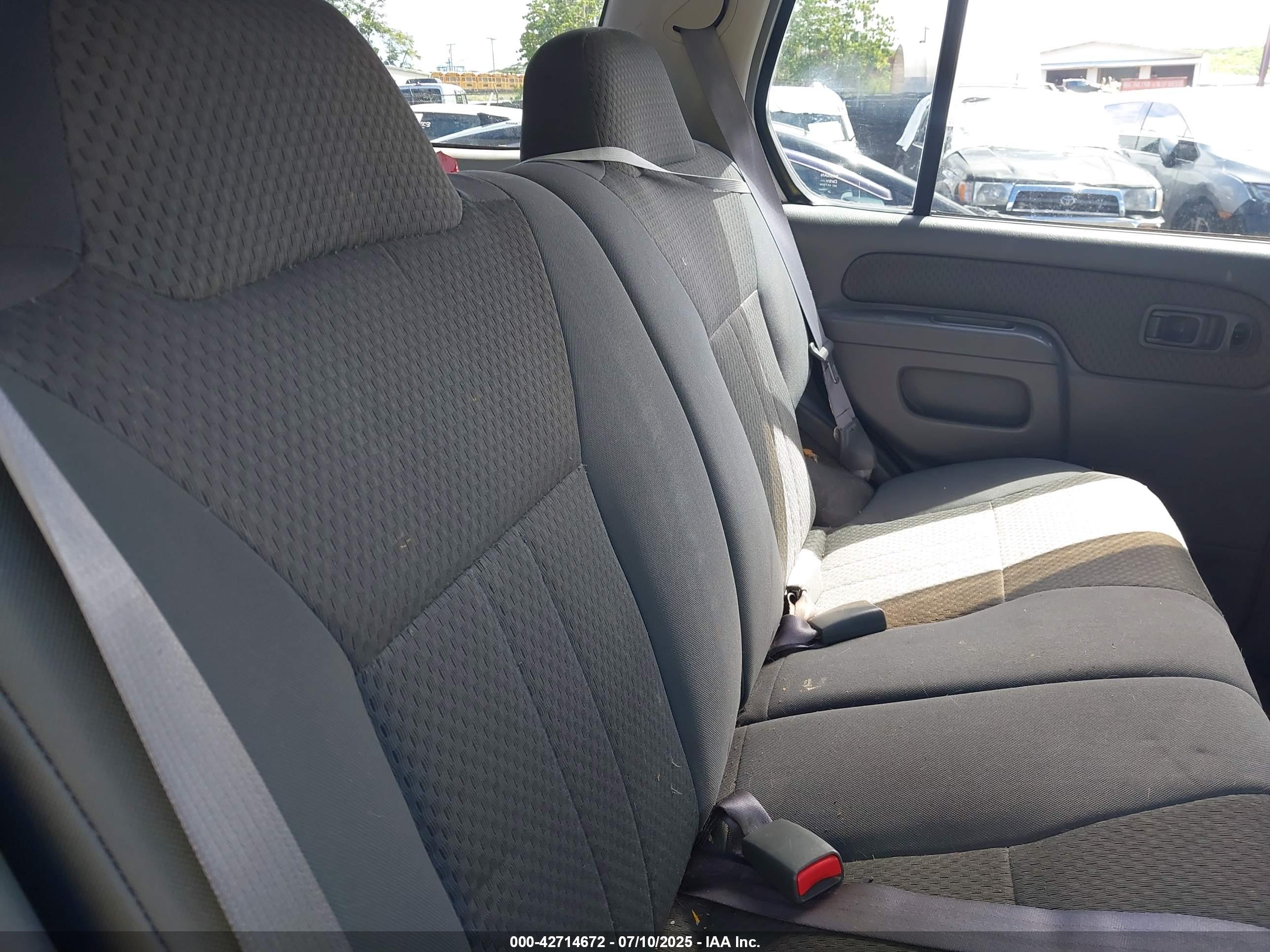 NISSAN XTERRA image 8