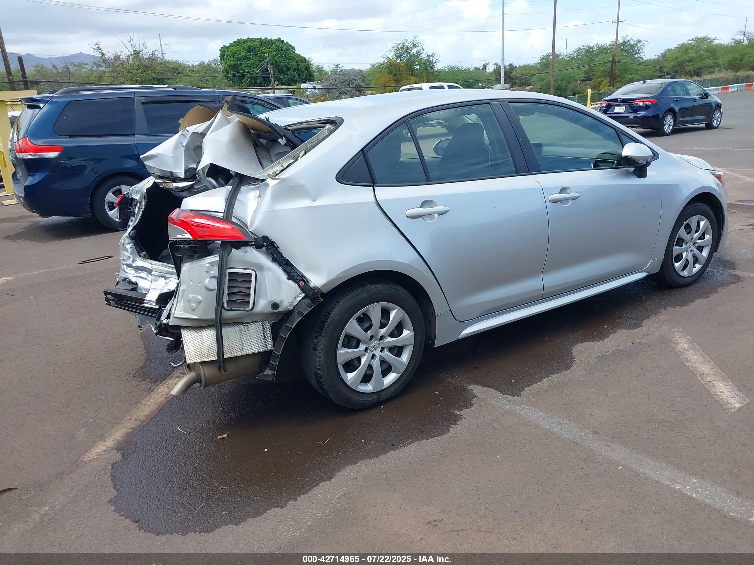 TOYOTA COROLLA image 4