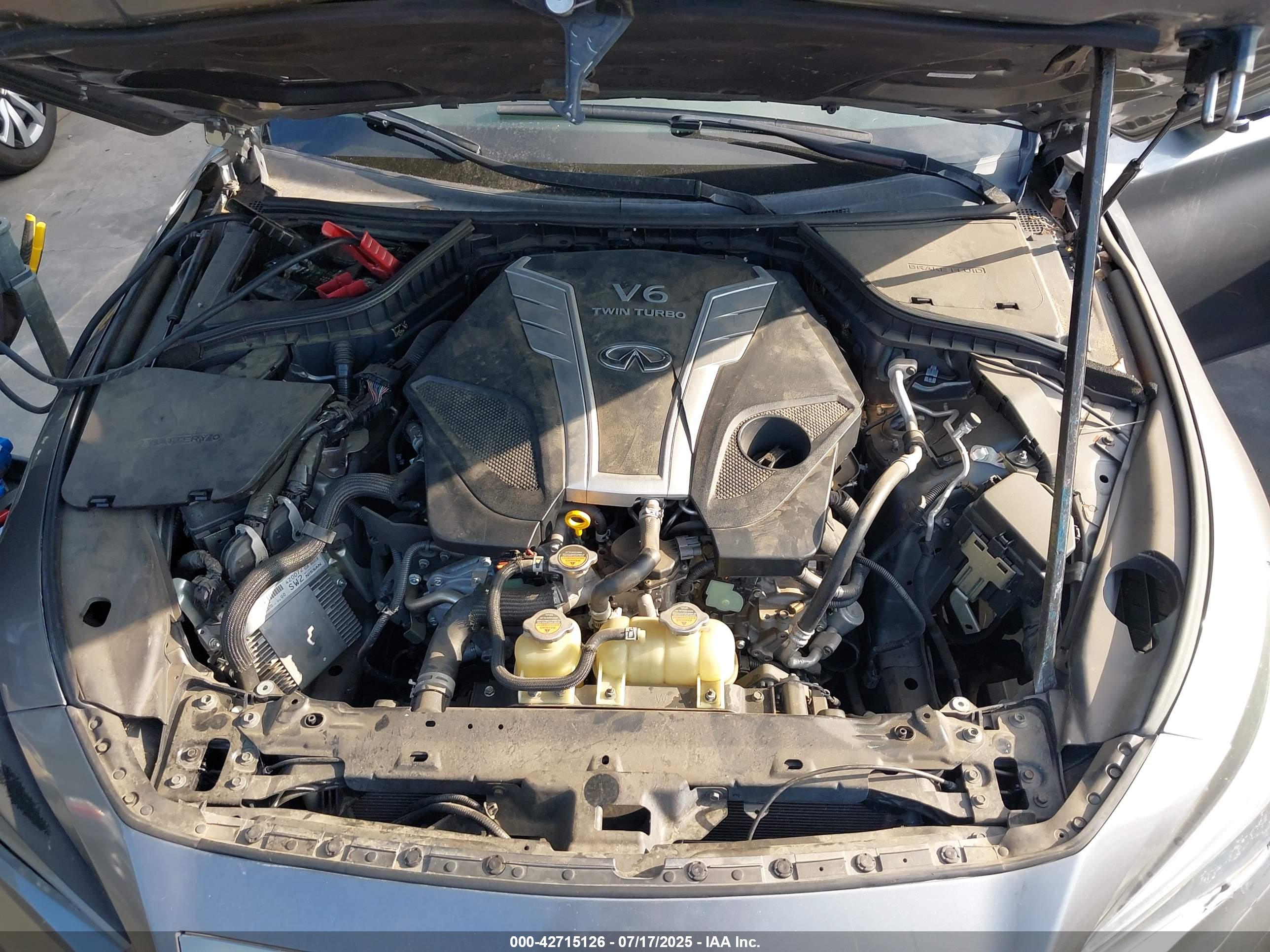 INFINITI Q50 image 10