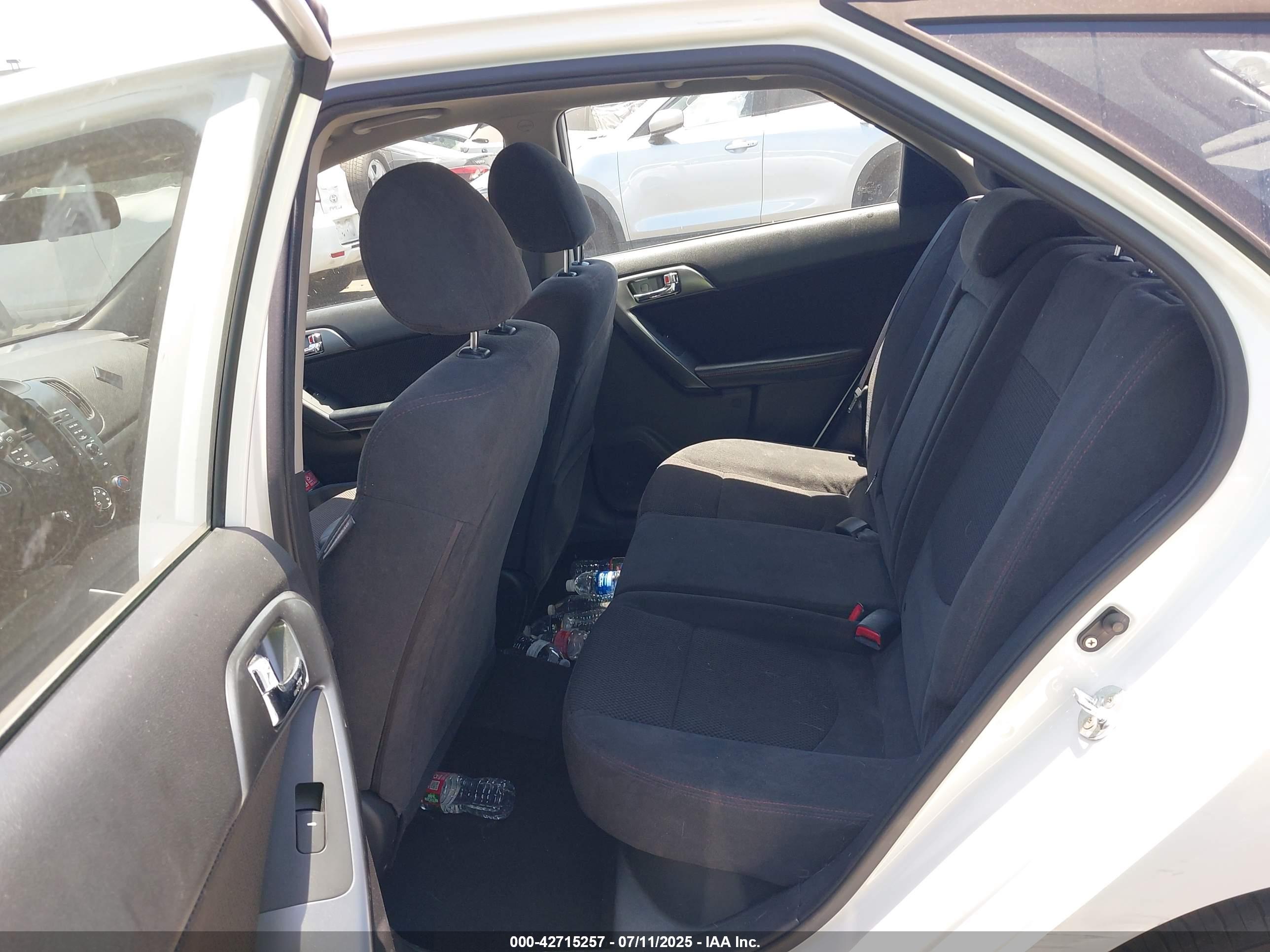 KIA FORTE image 8