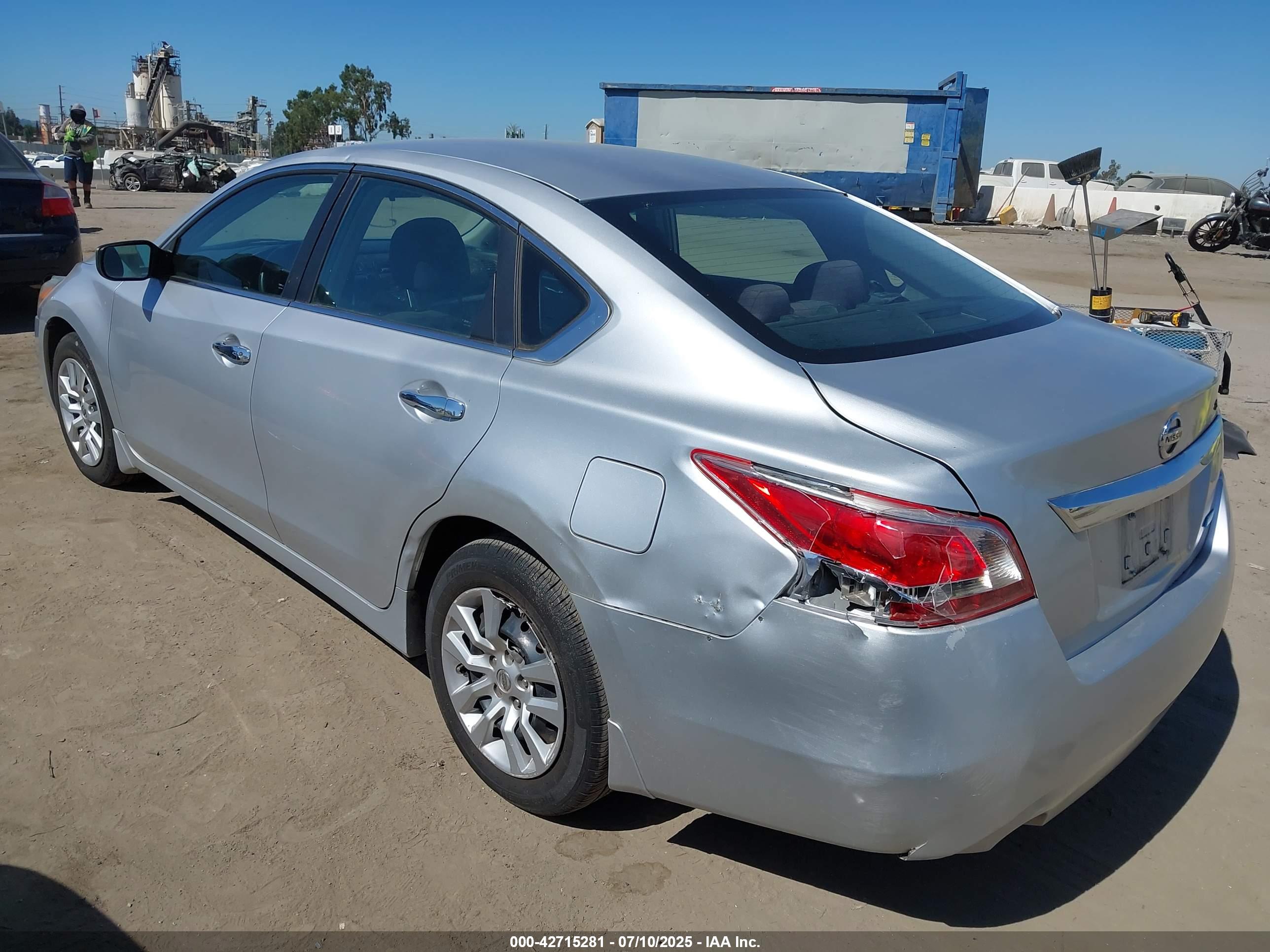 NISSAN ALTIMA image 3