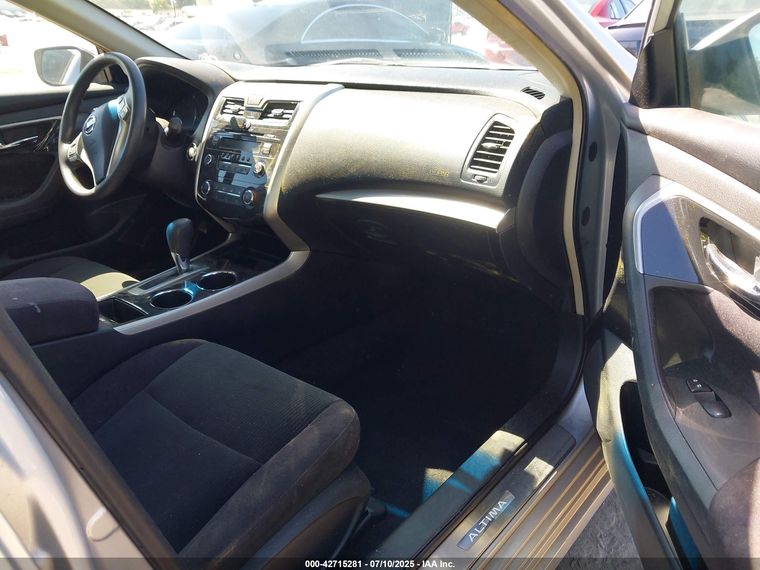 NISSAN ALTIMA image 5
