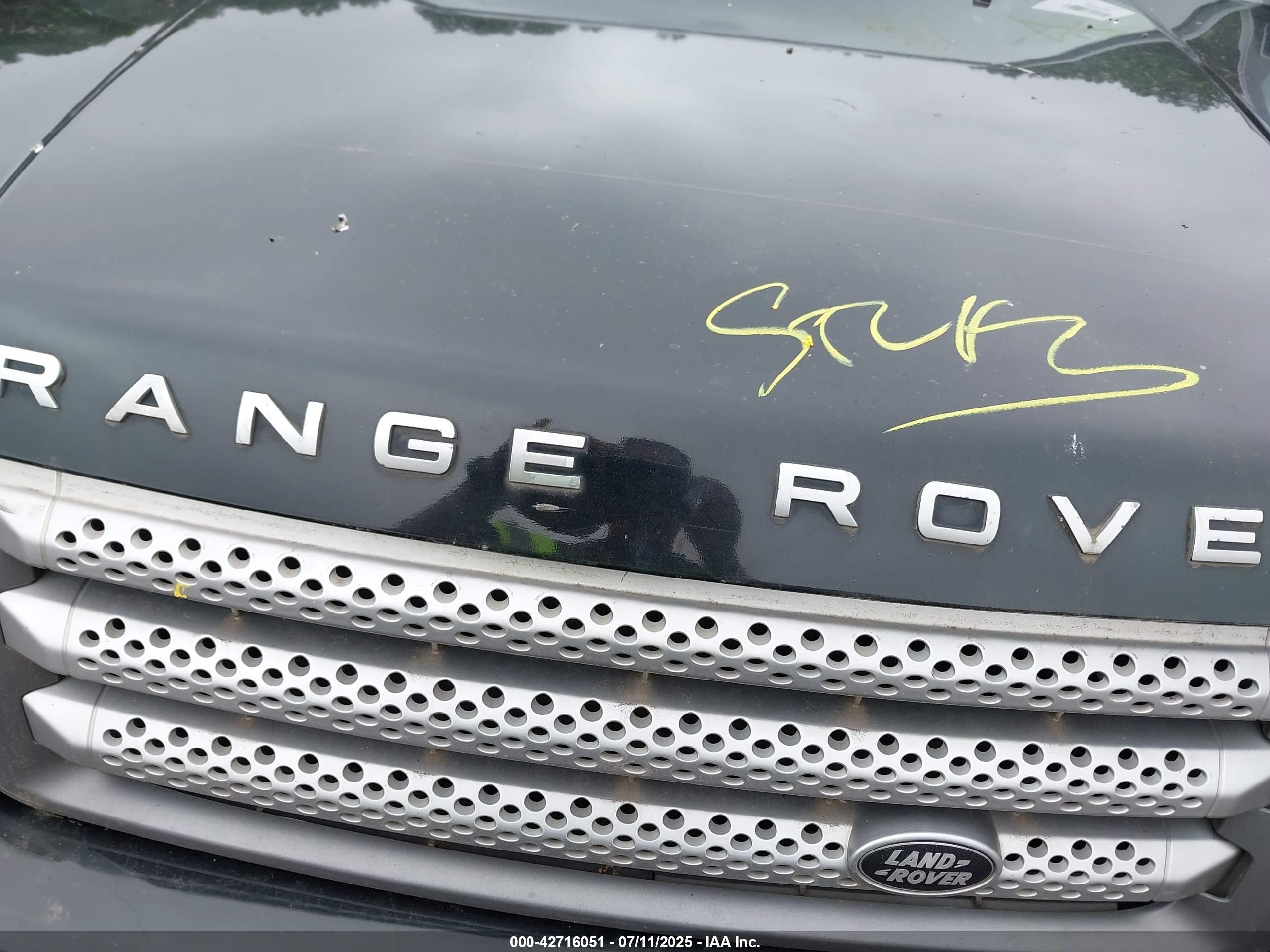 LAND ROVER image 10