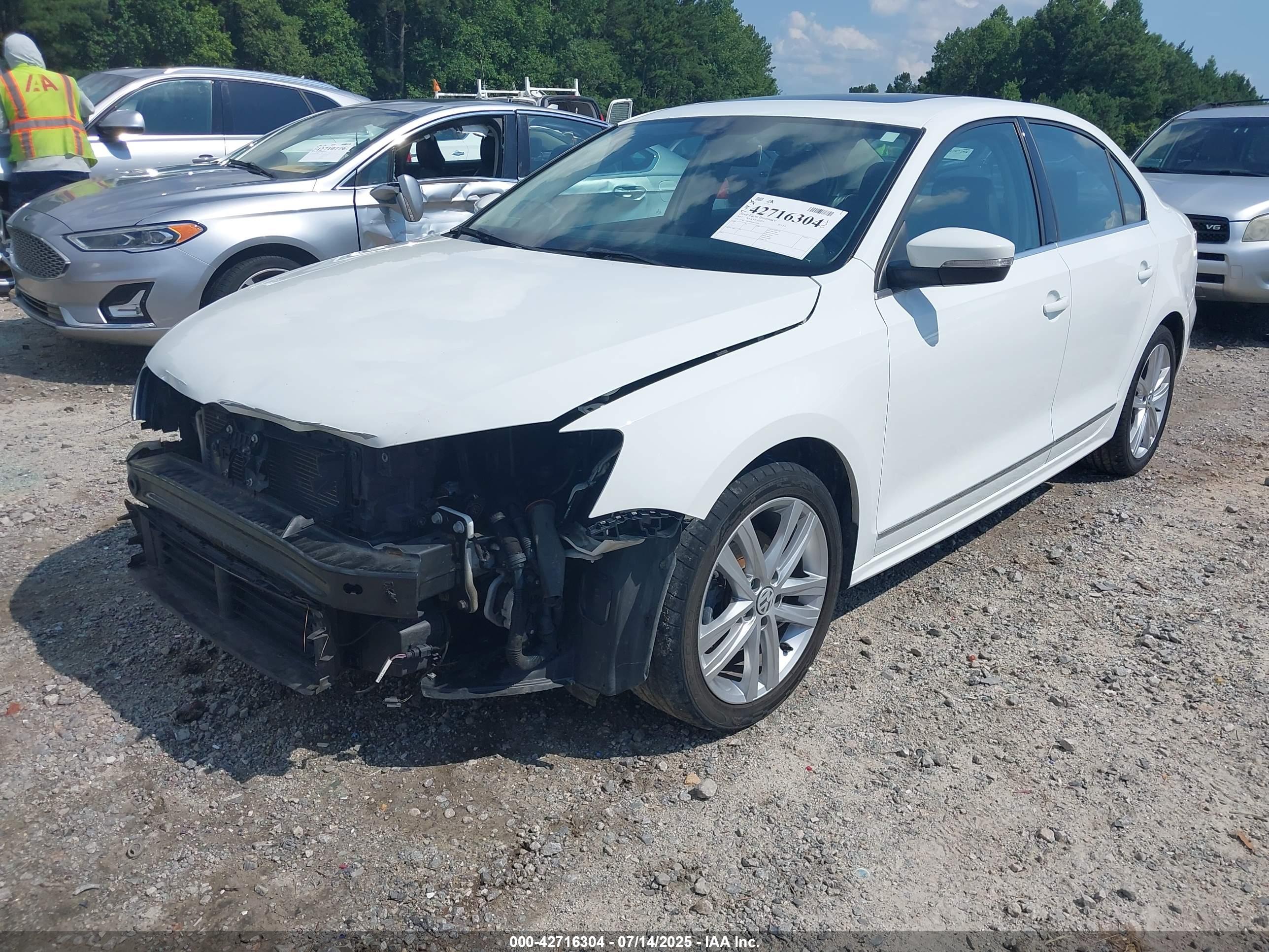 VOLKSWAGEN JETTA image 2