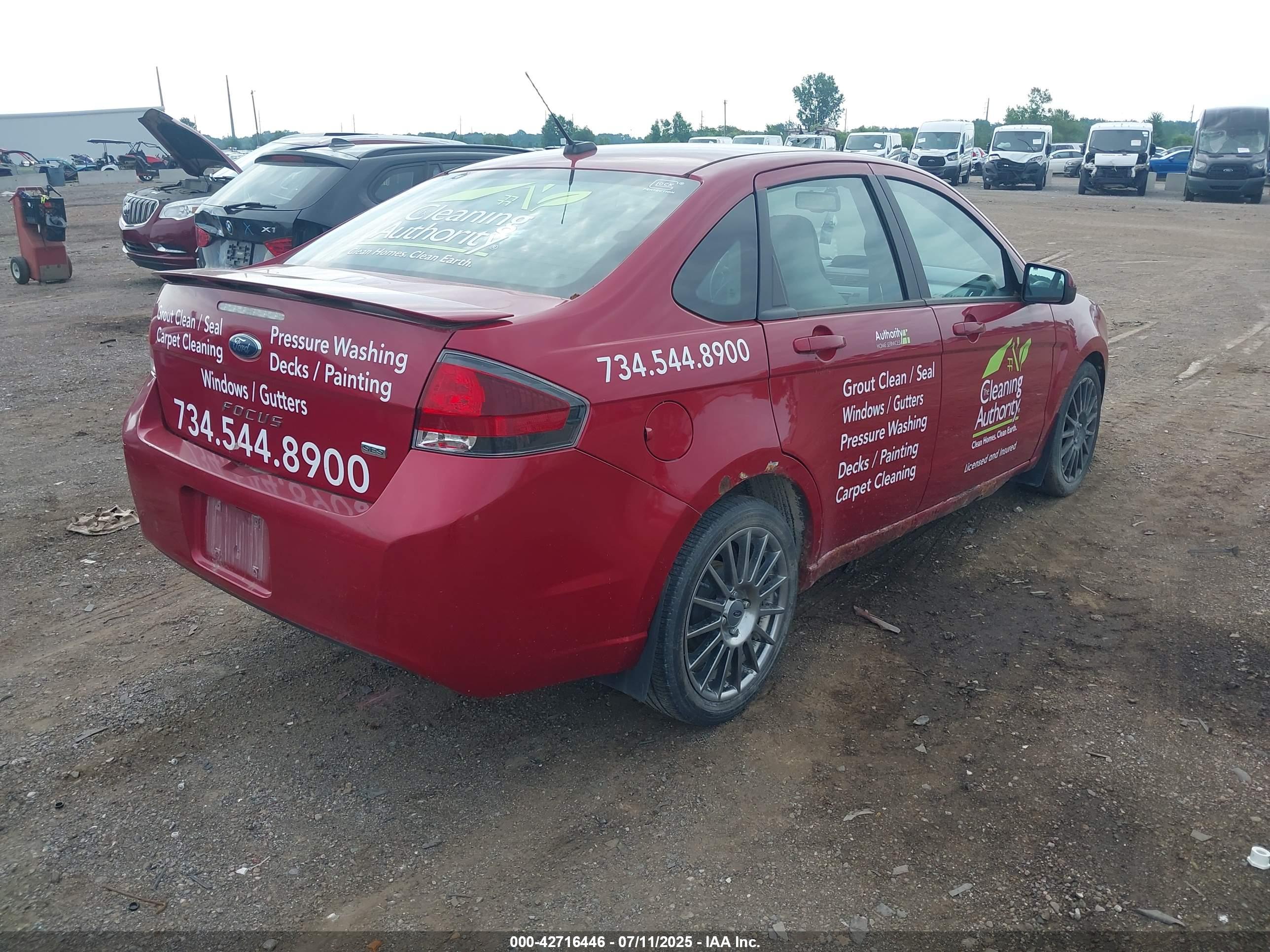 FORD FOCUS image 4