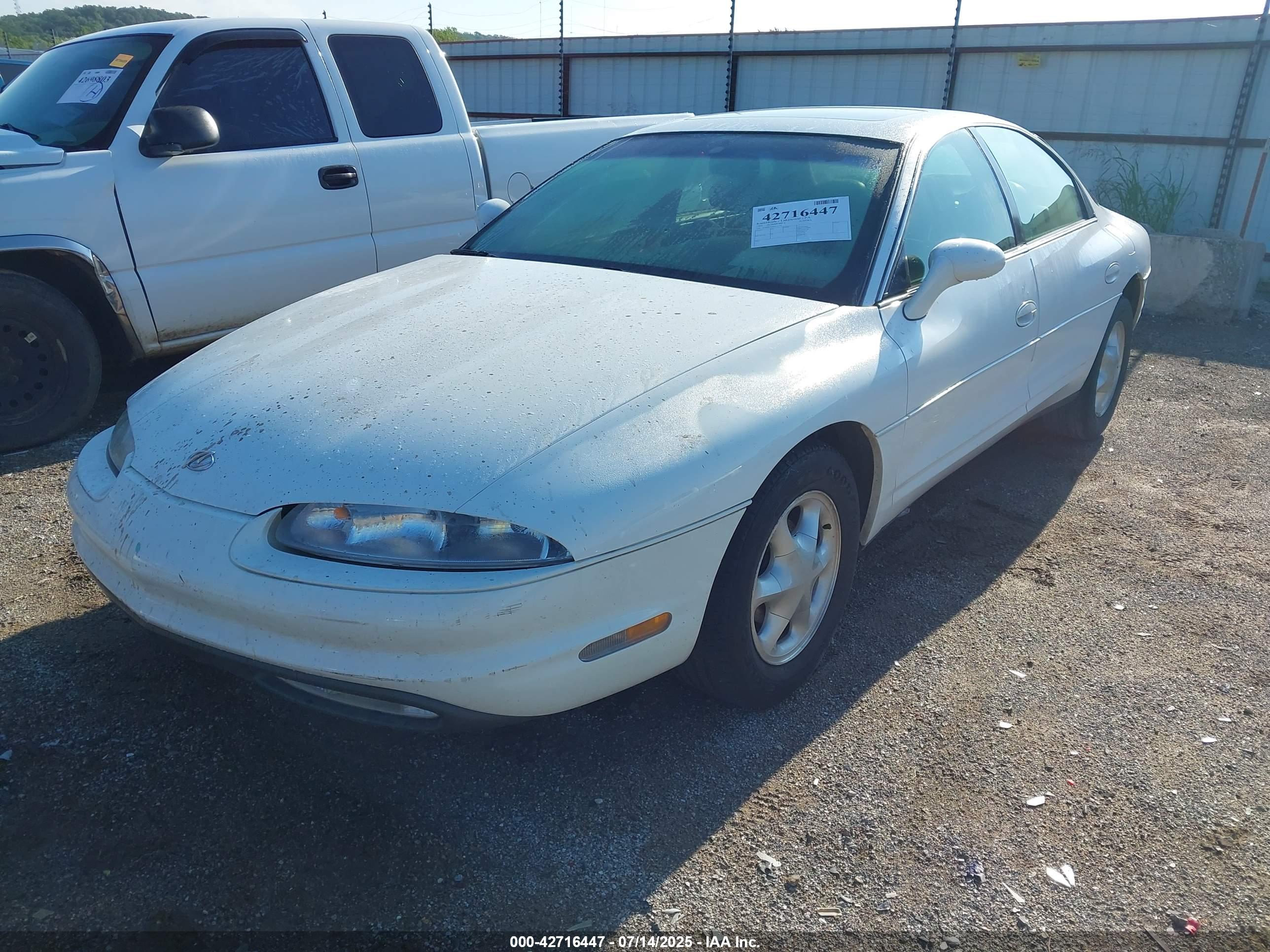 OLDSMOBILE AURORA image 2