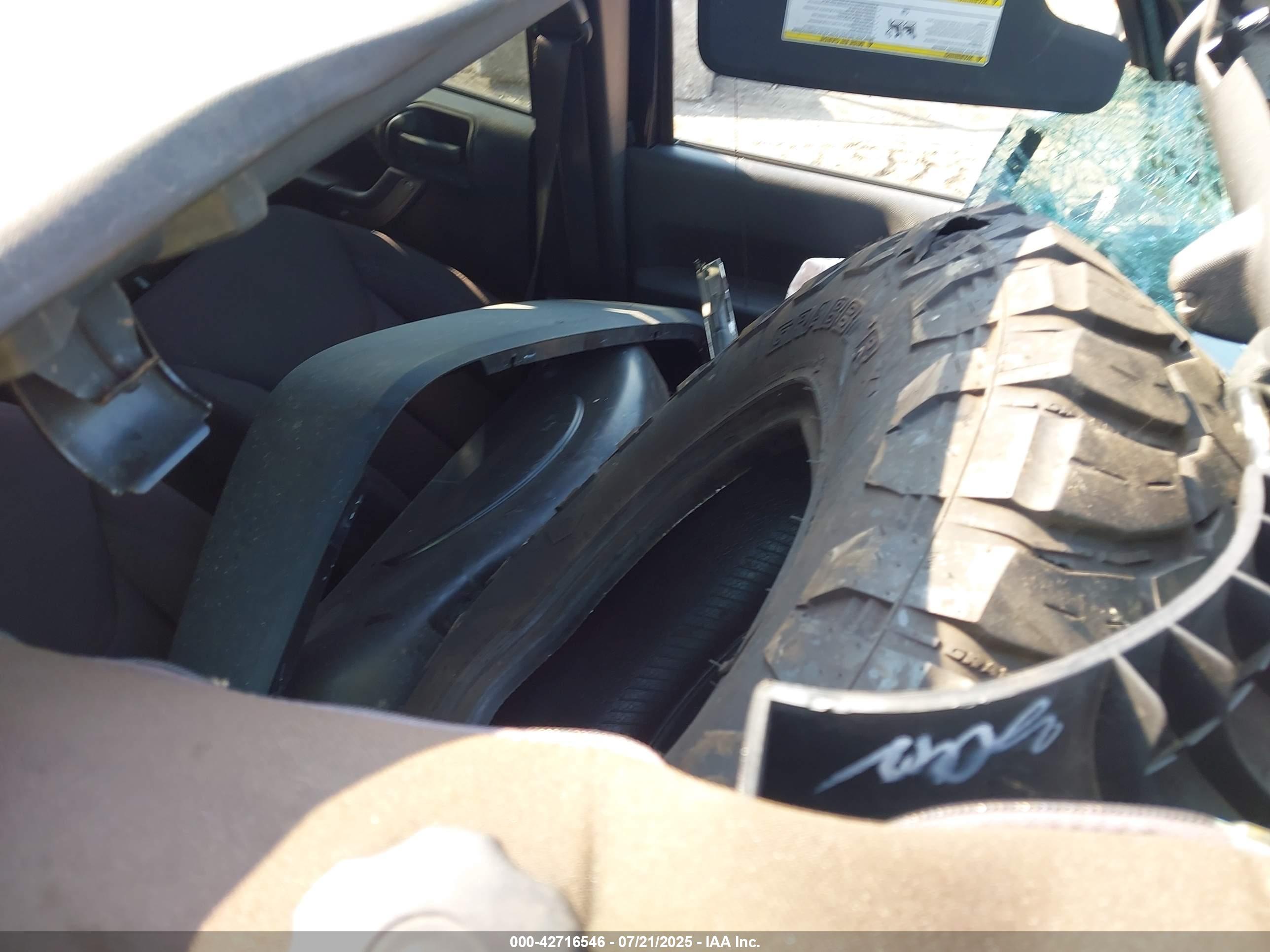 JEEP WRANGLER image 5