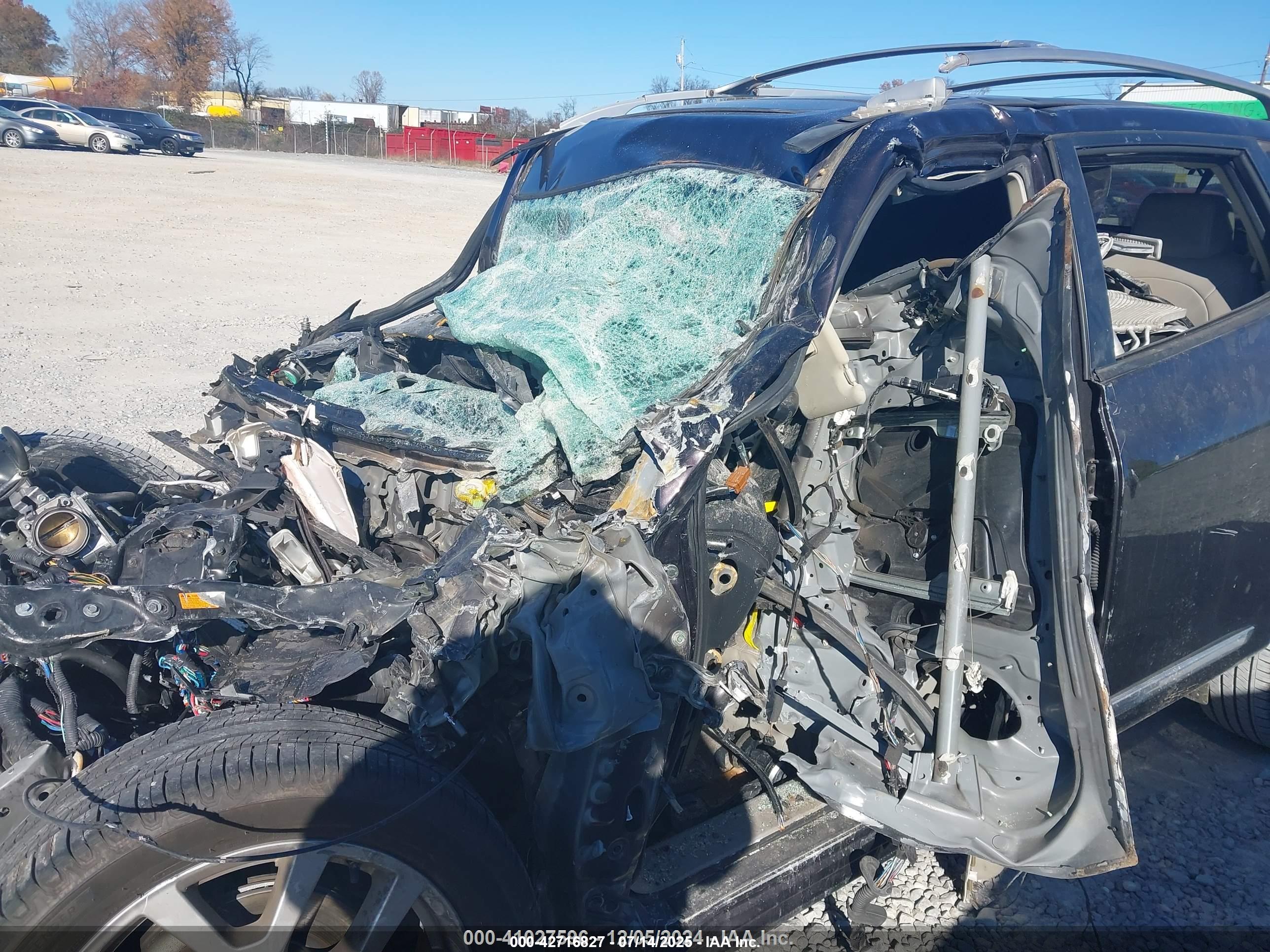 NISSAN ROGUE image 6