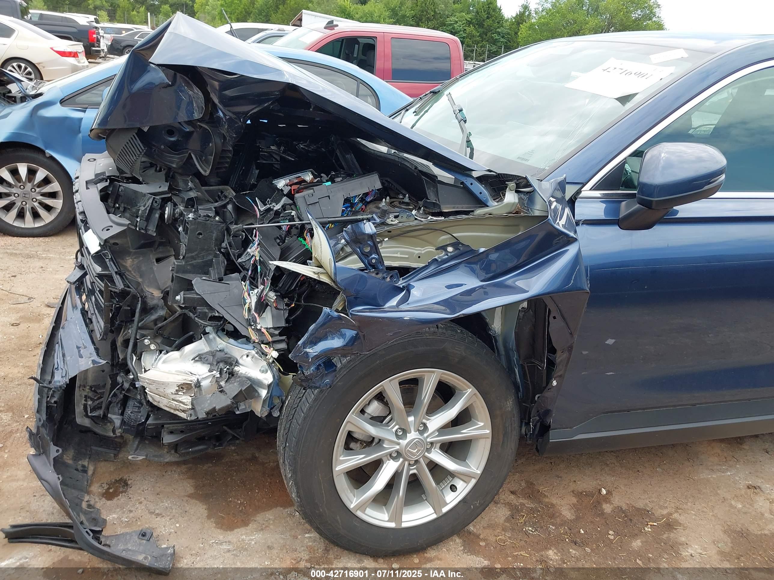 HONDA CR-V image 6