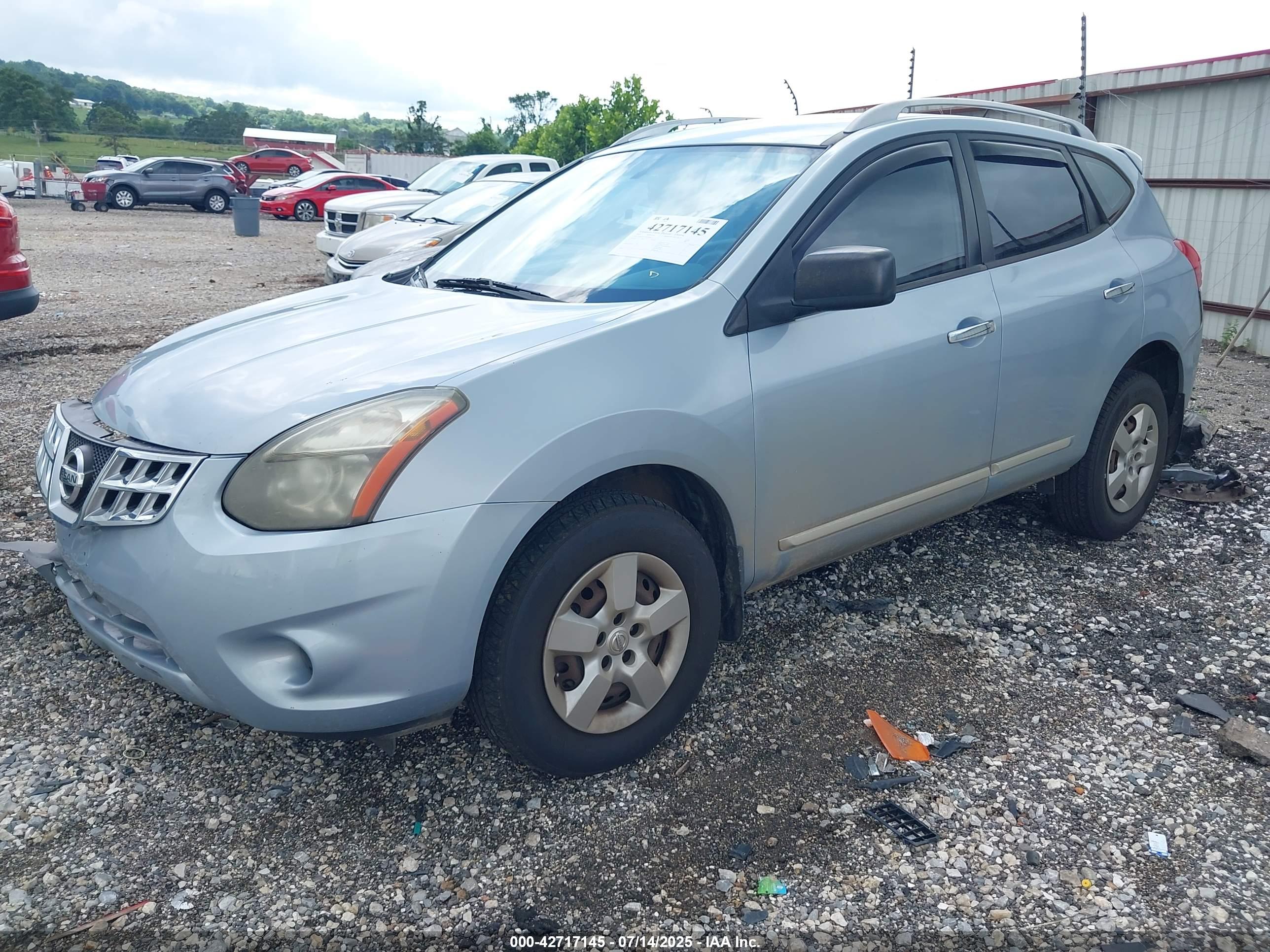 NISSAN ROGUE image 2