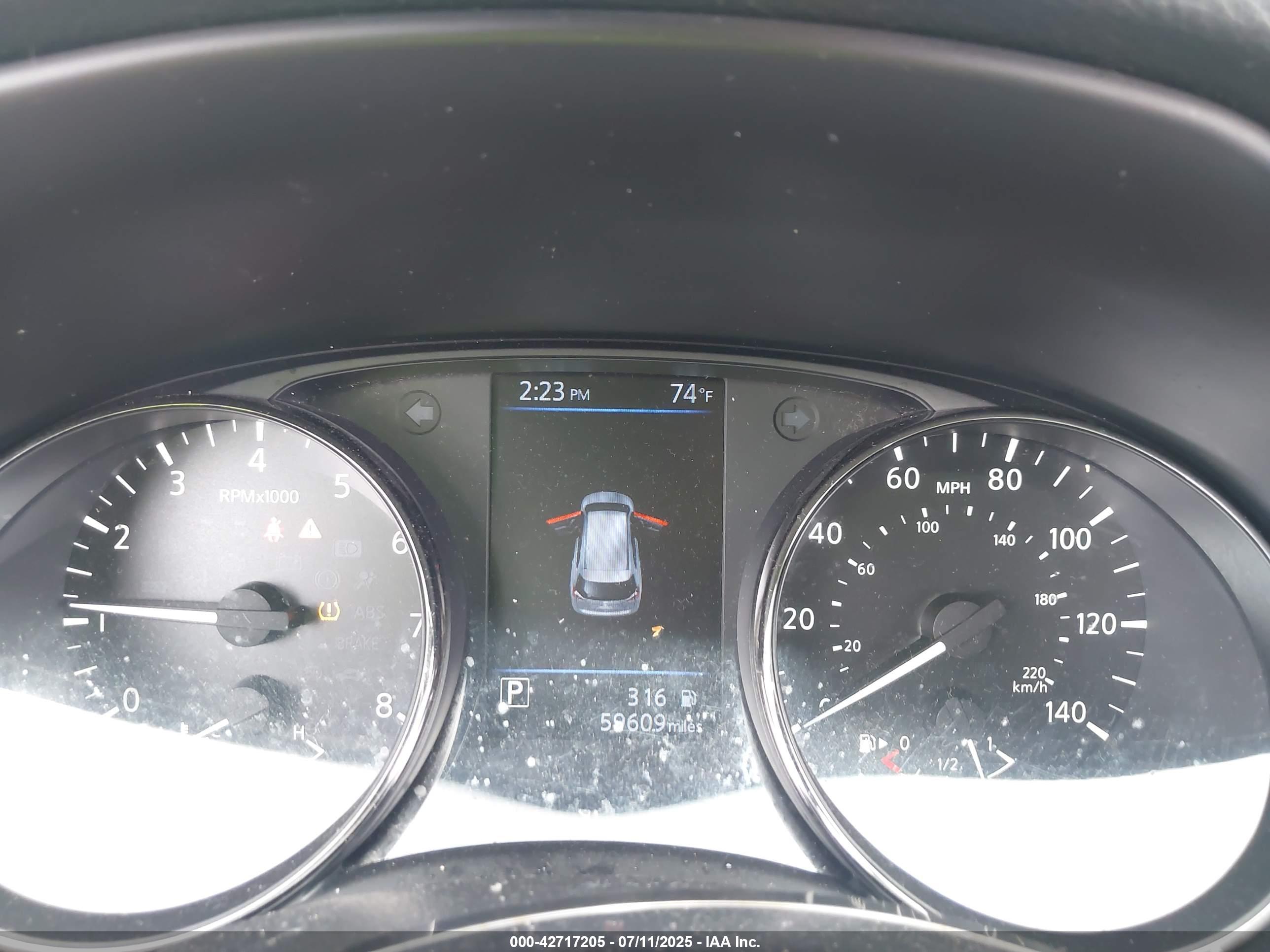 NISSAN ROGUE image 7