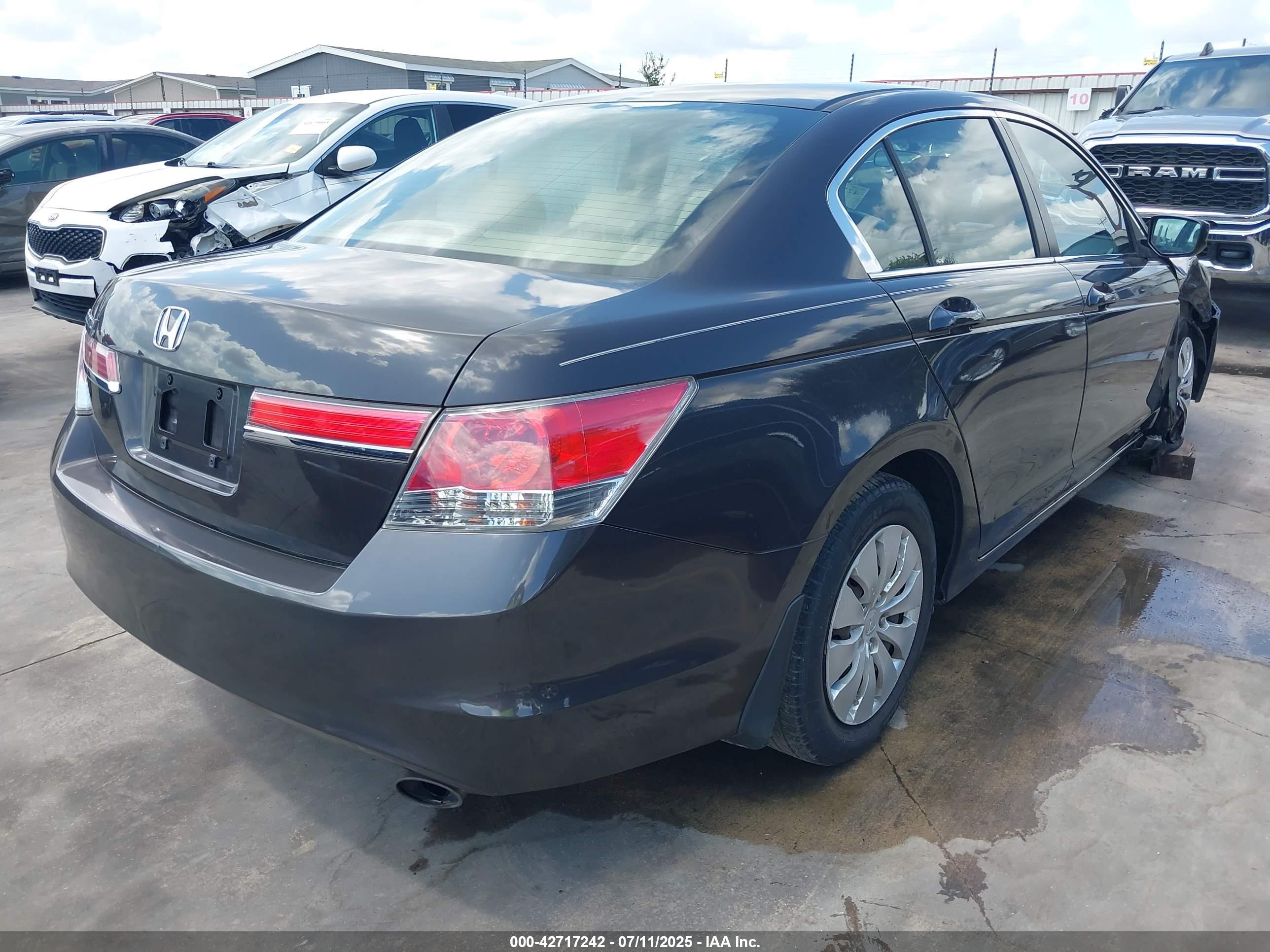 HONDA ACCORD image 4