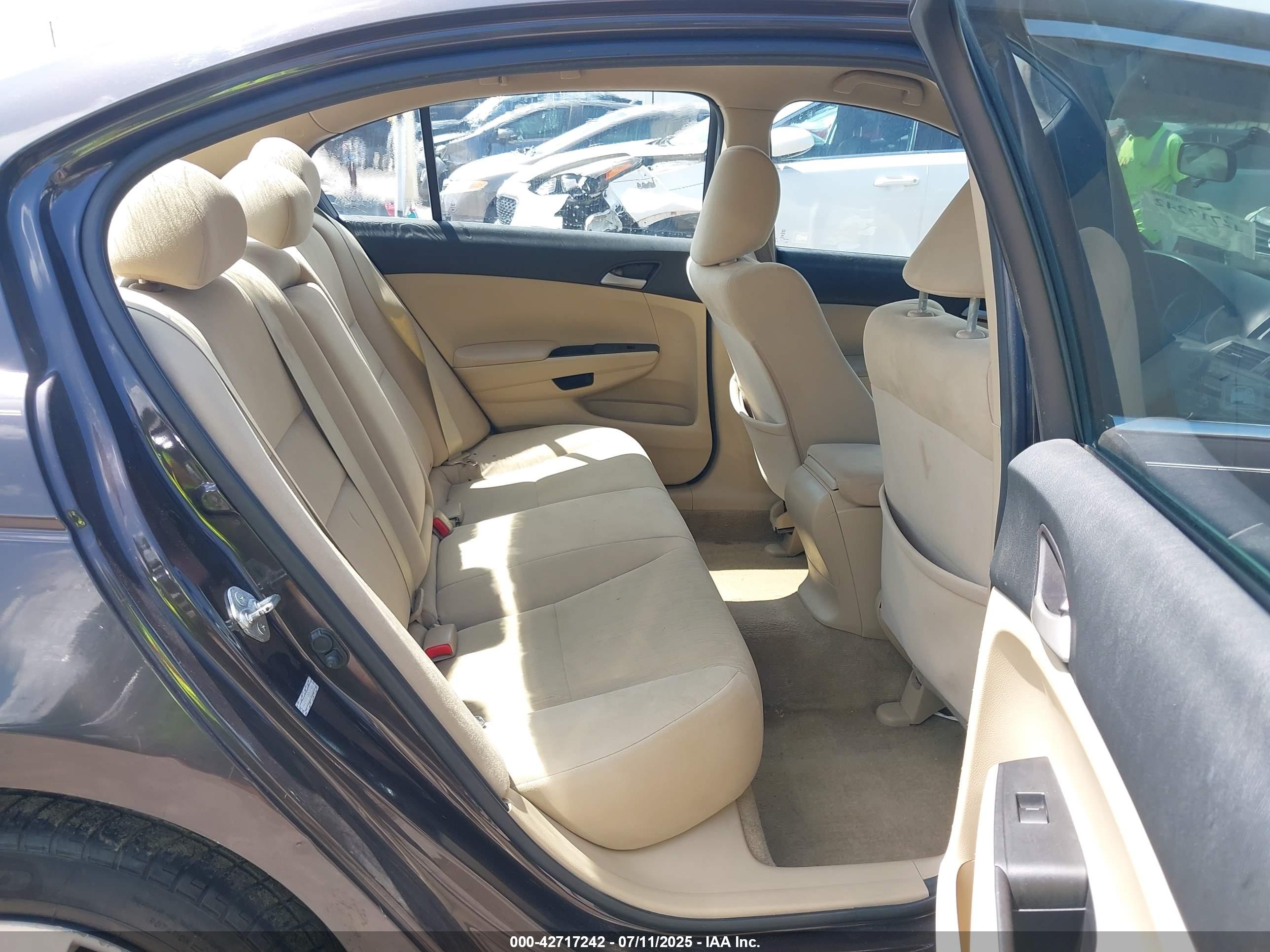 HONDA ACCORD image 8