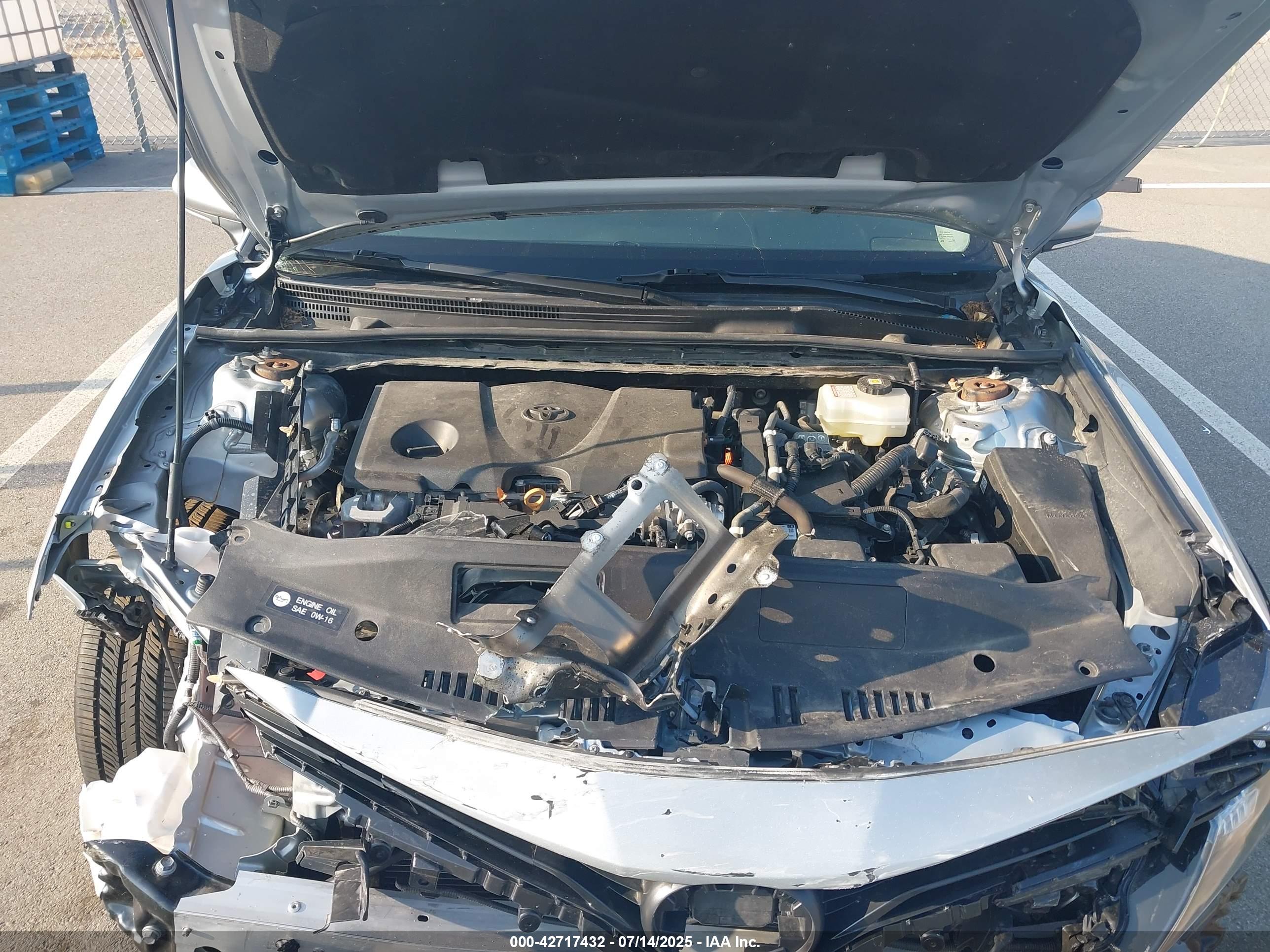 TOYOTA CAMRY image 10