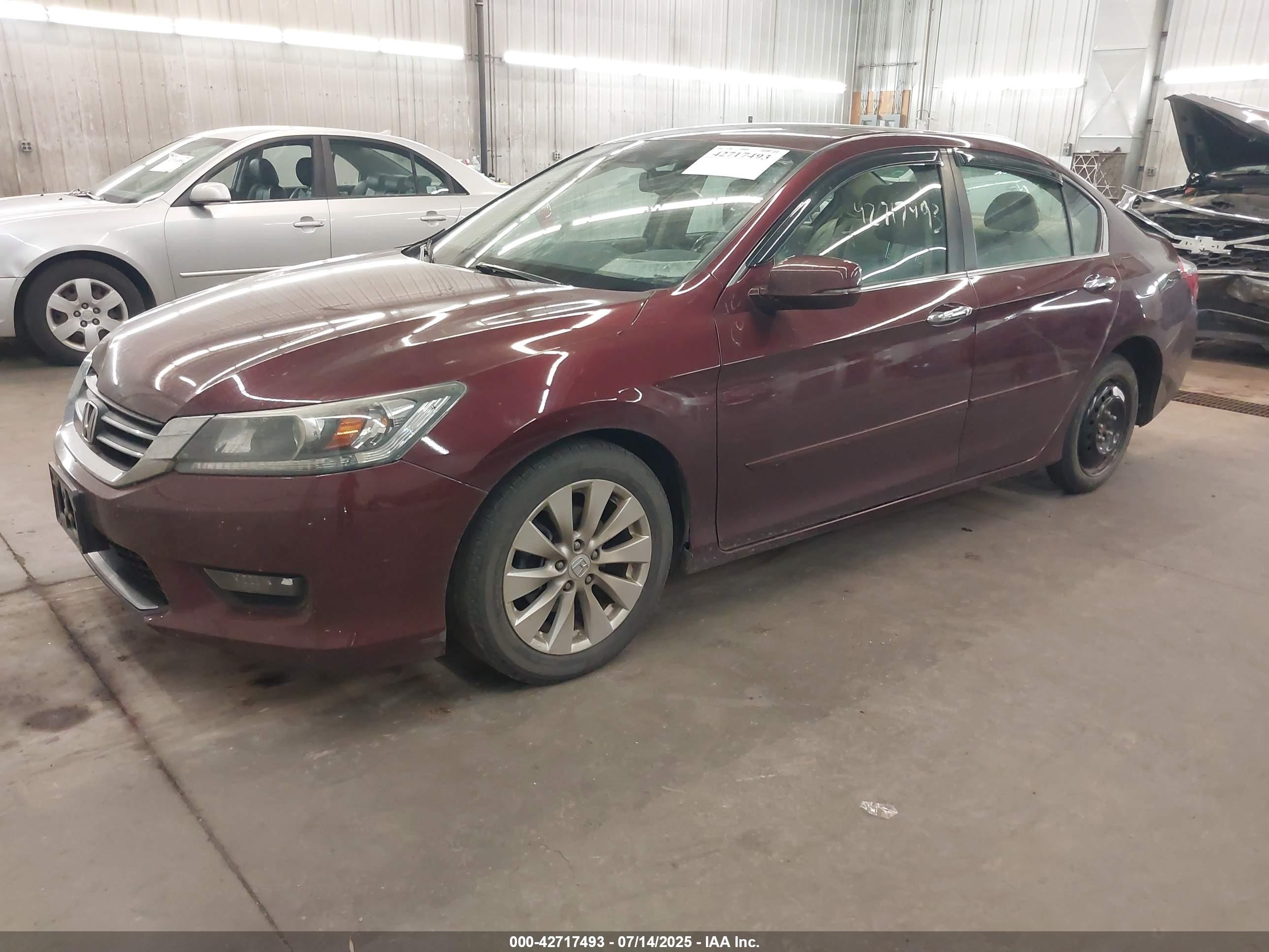 HONDA ACCORD image 2