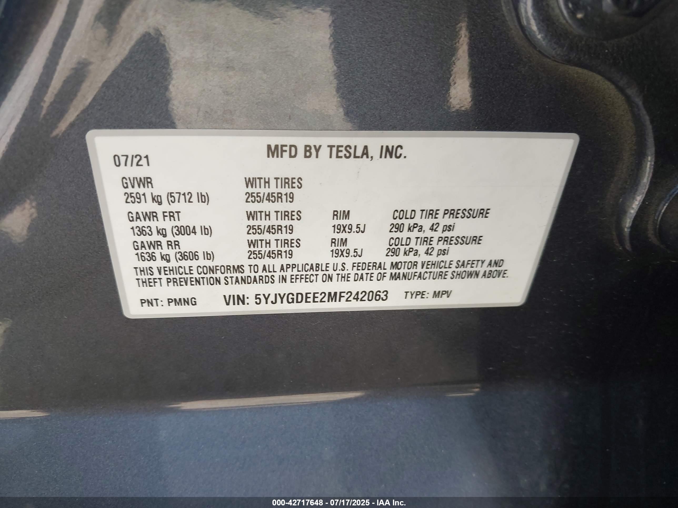 TESLA MODEL image 9